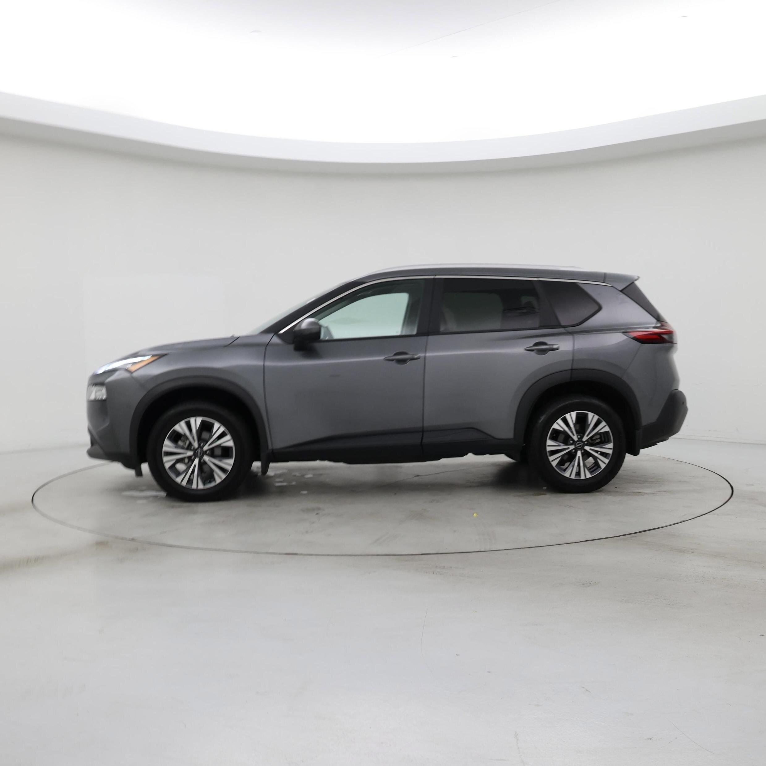 Thumbnail: 2022 Nissan Rogue - 3