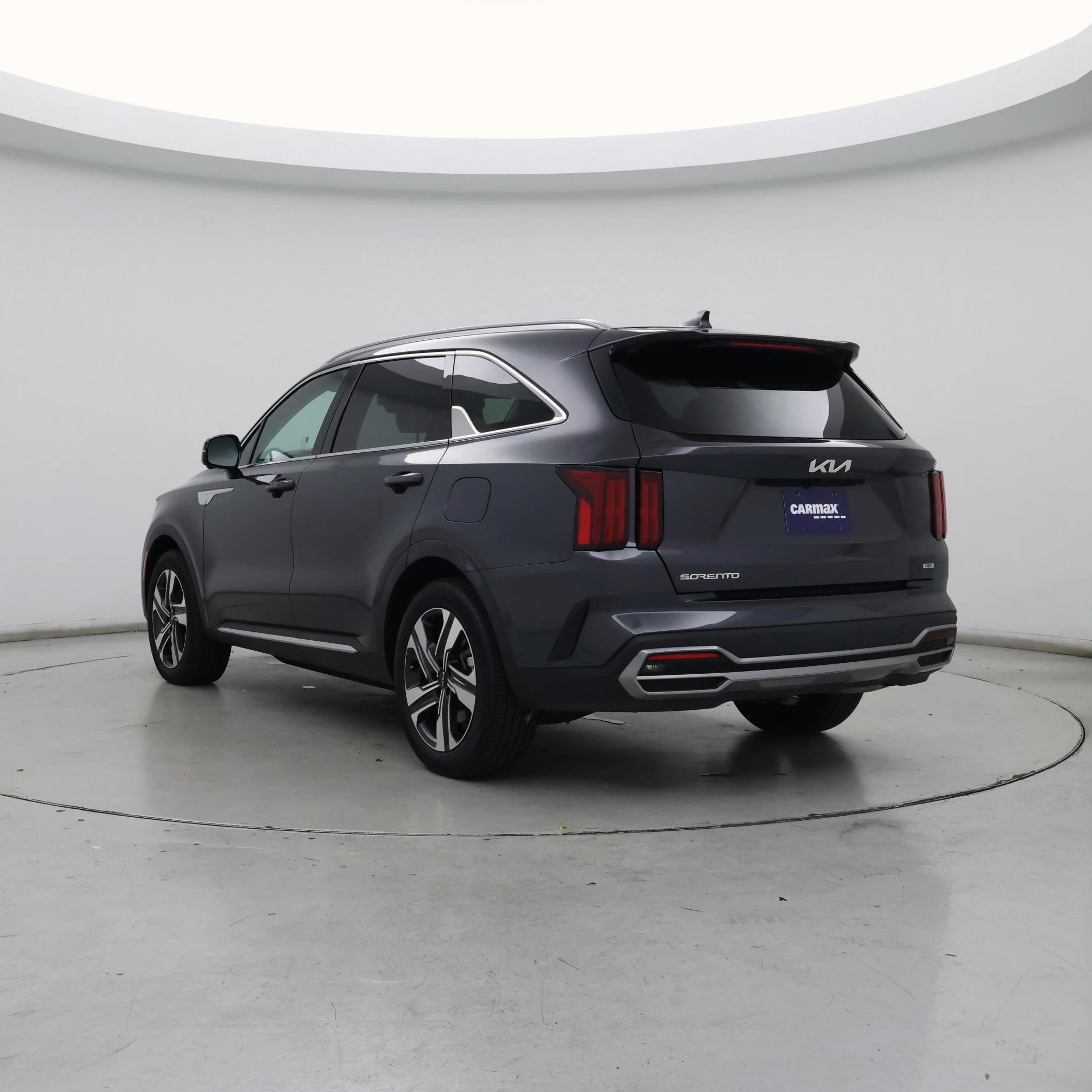 Thumbnail: 2023 Kia Sorento - 2