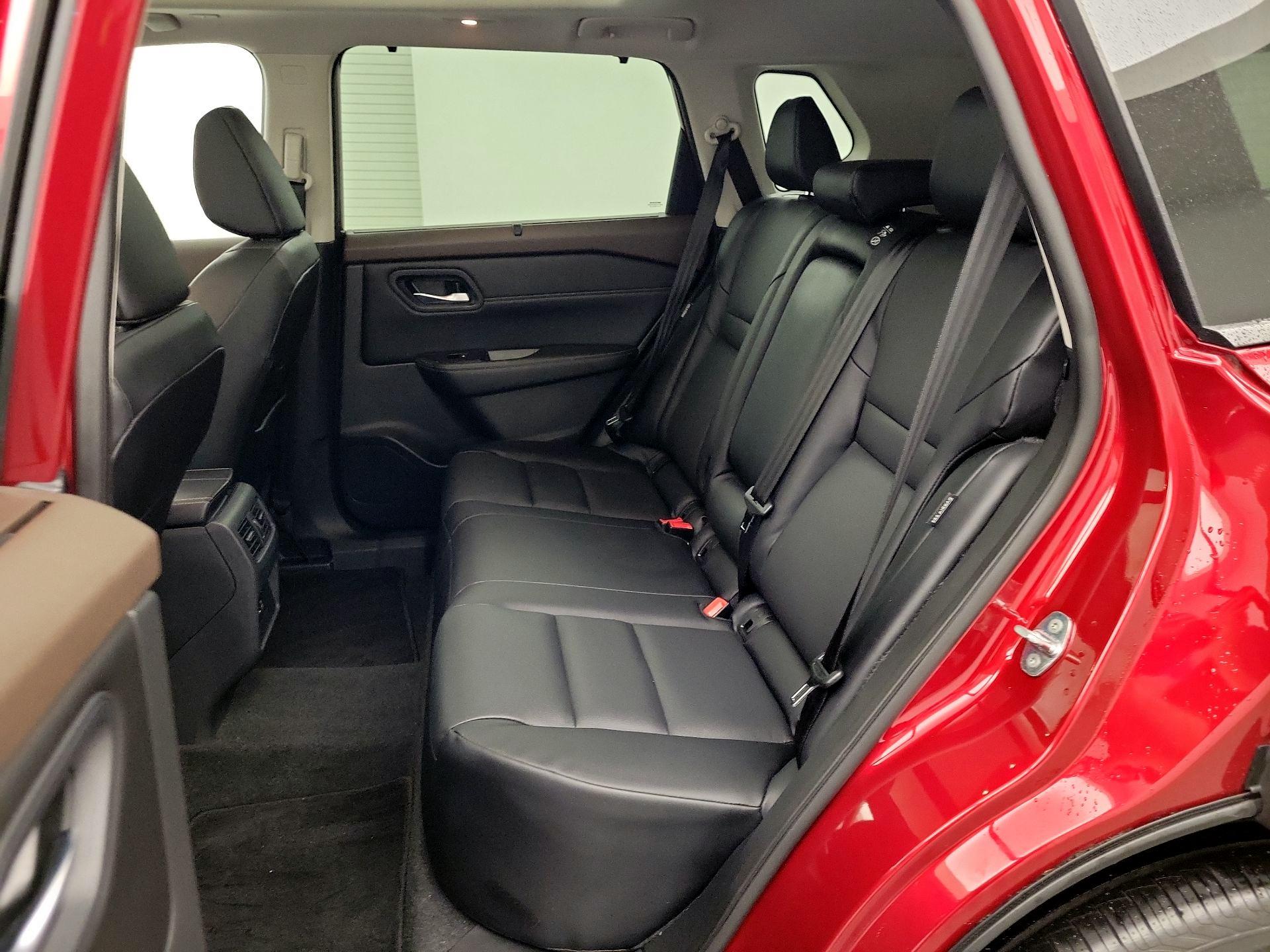 Thumbnail: 2023 Nissan Rogue - 18