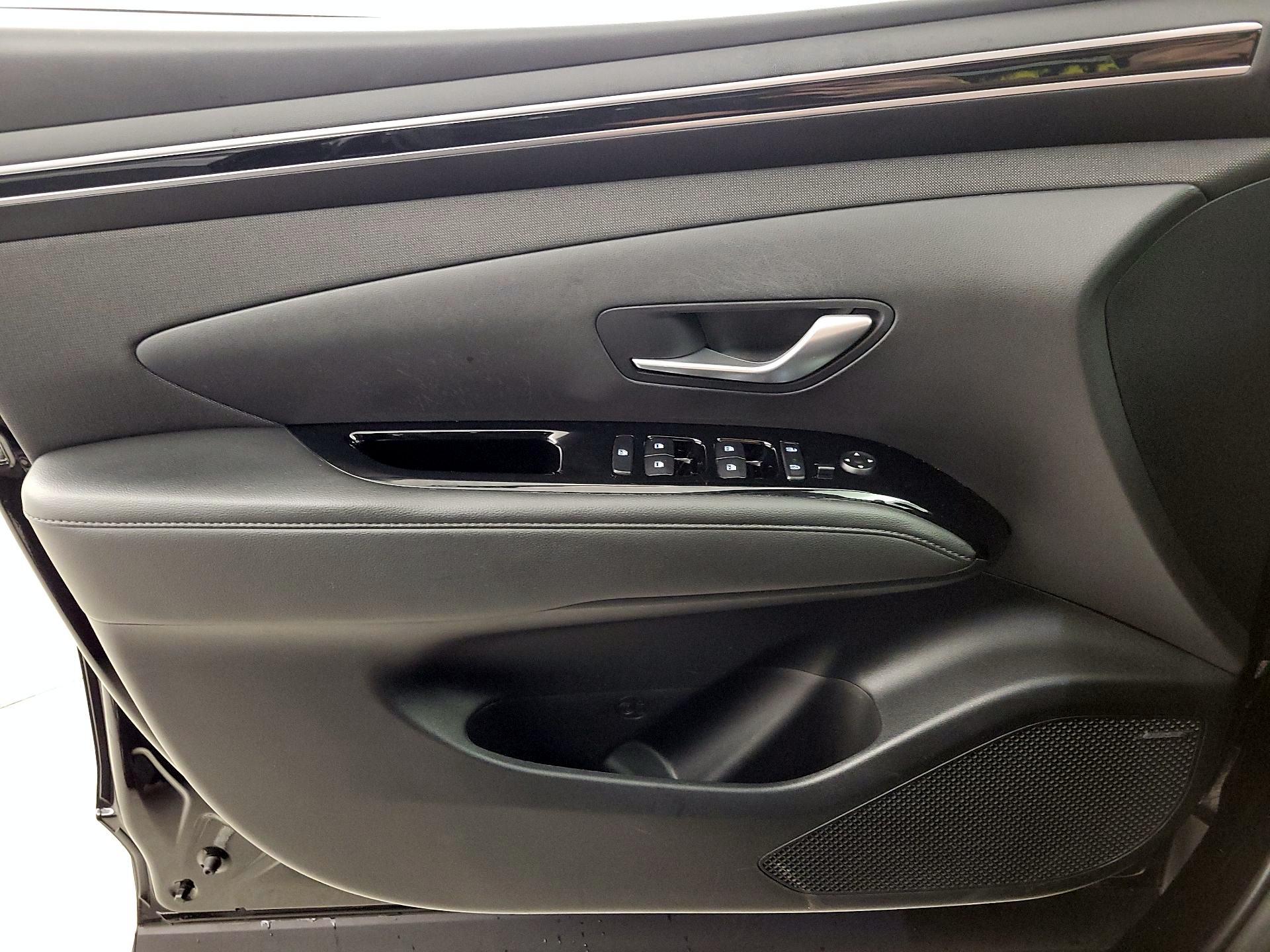 Thumbnail: 2022 Hyundai Tucson - 12