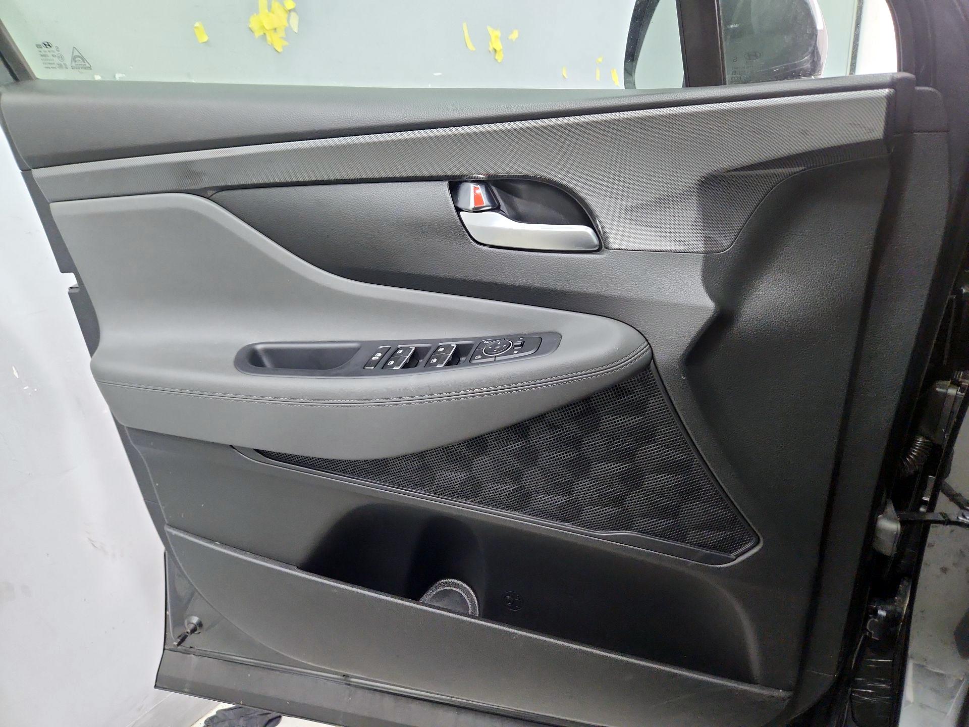 Thumbnail: 2023 Hyundai Santa Fe - 12