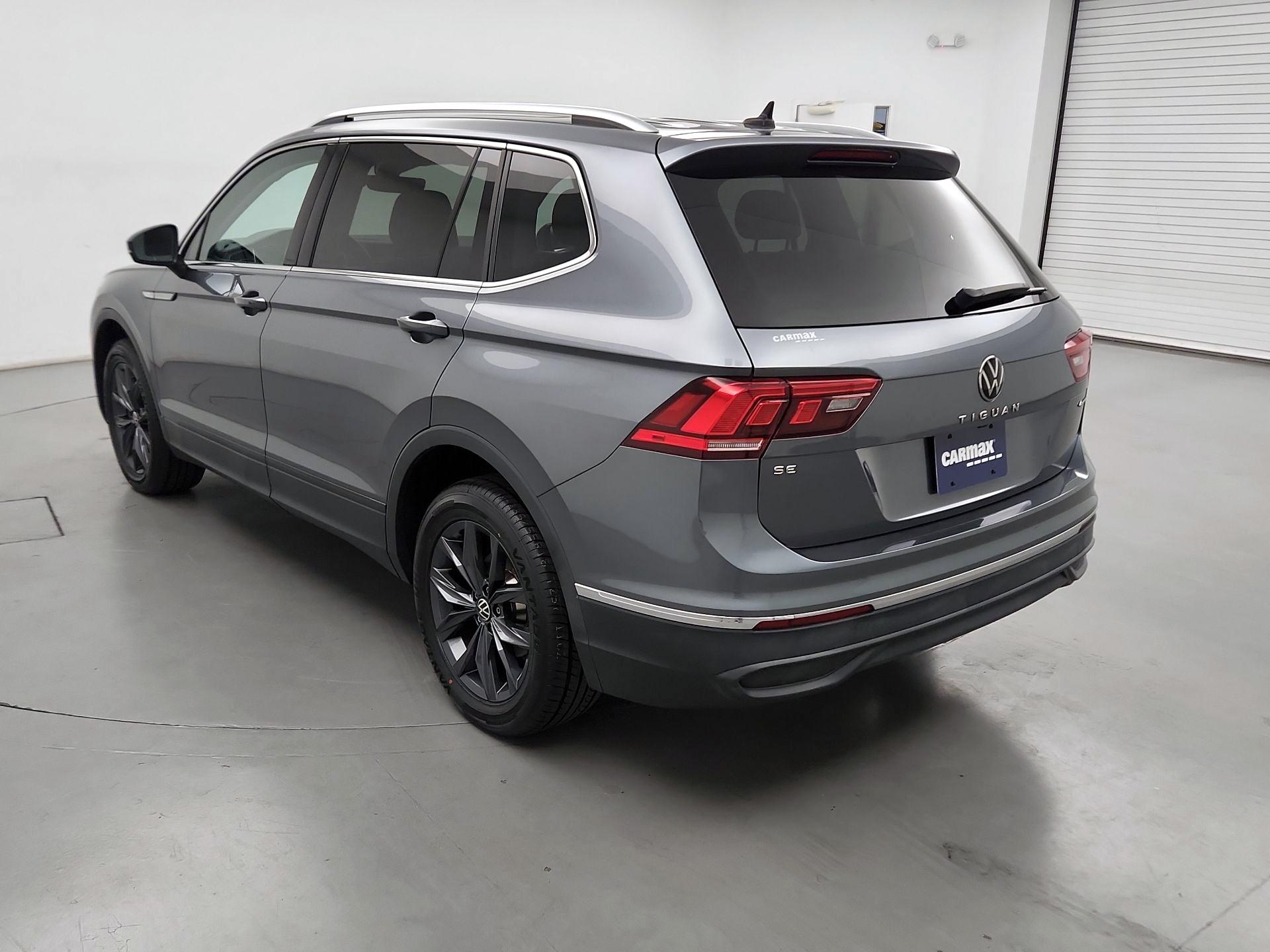 Thumbnail: 2022 Volkswagen Tiguan - 7