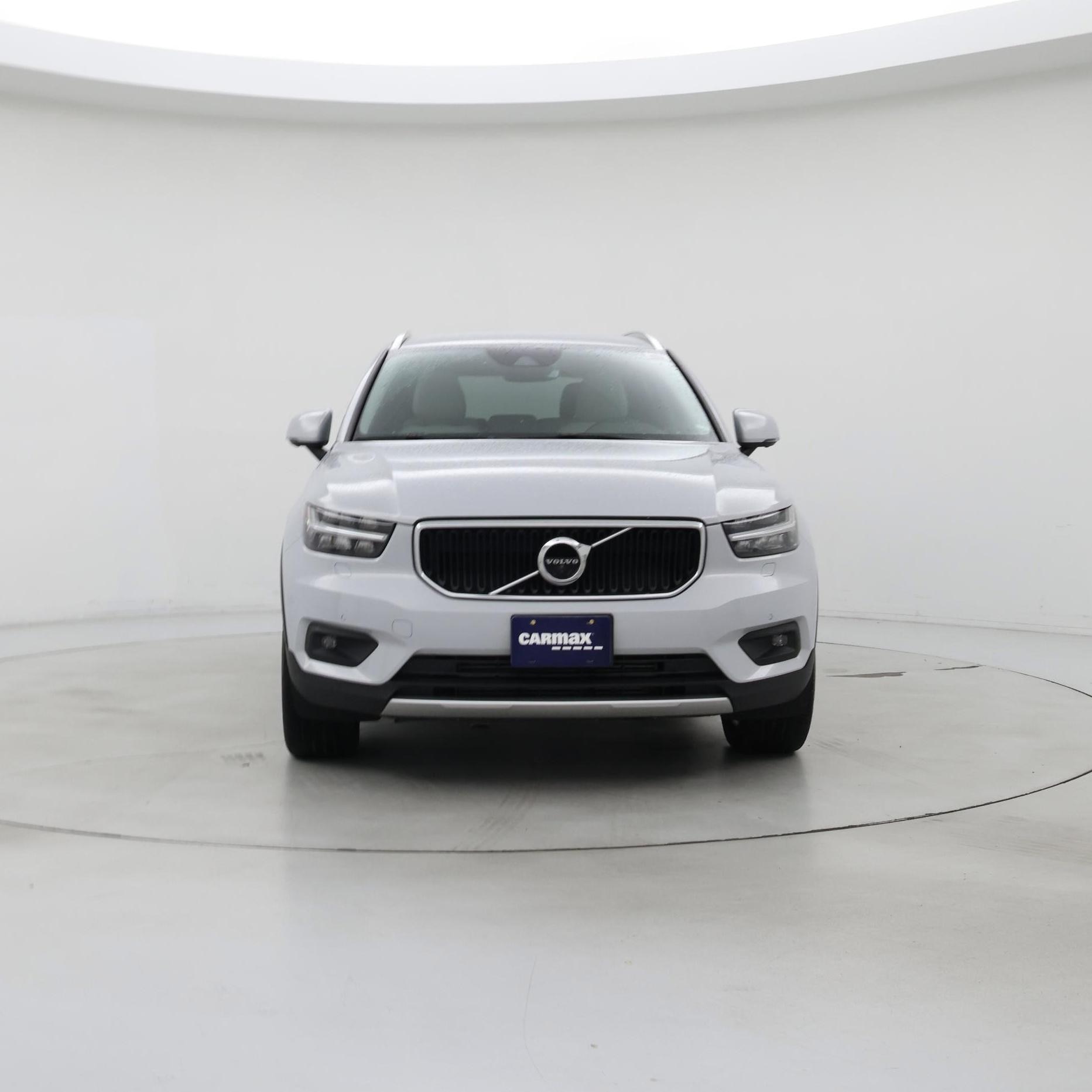 Thumbnail: 2022 Volvo XC40 - 5