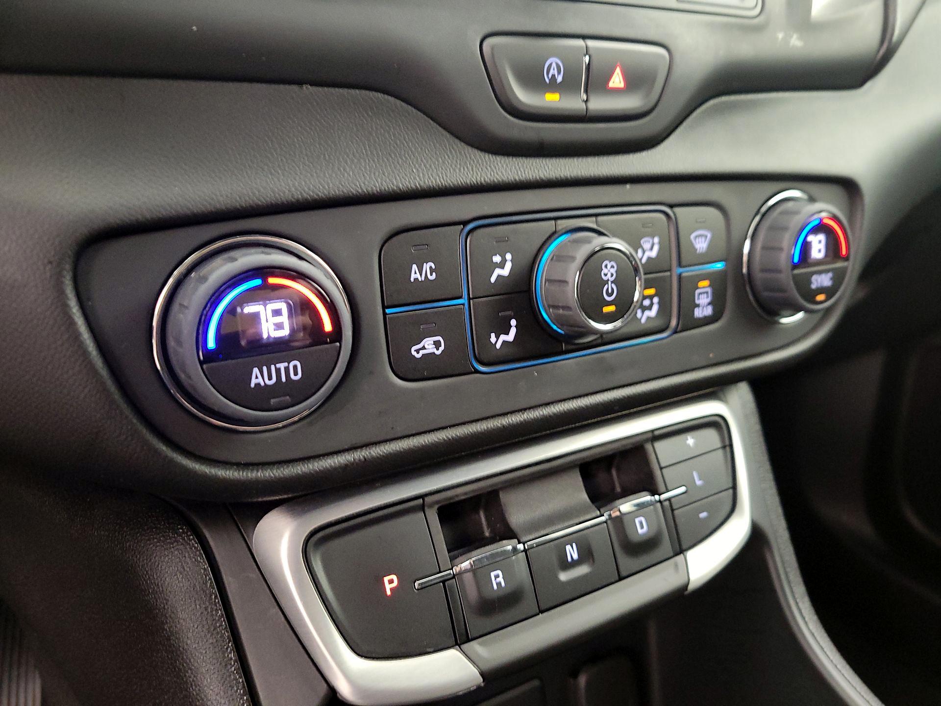 Thumbnail: 2023 GMC Terrain - 16