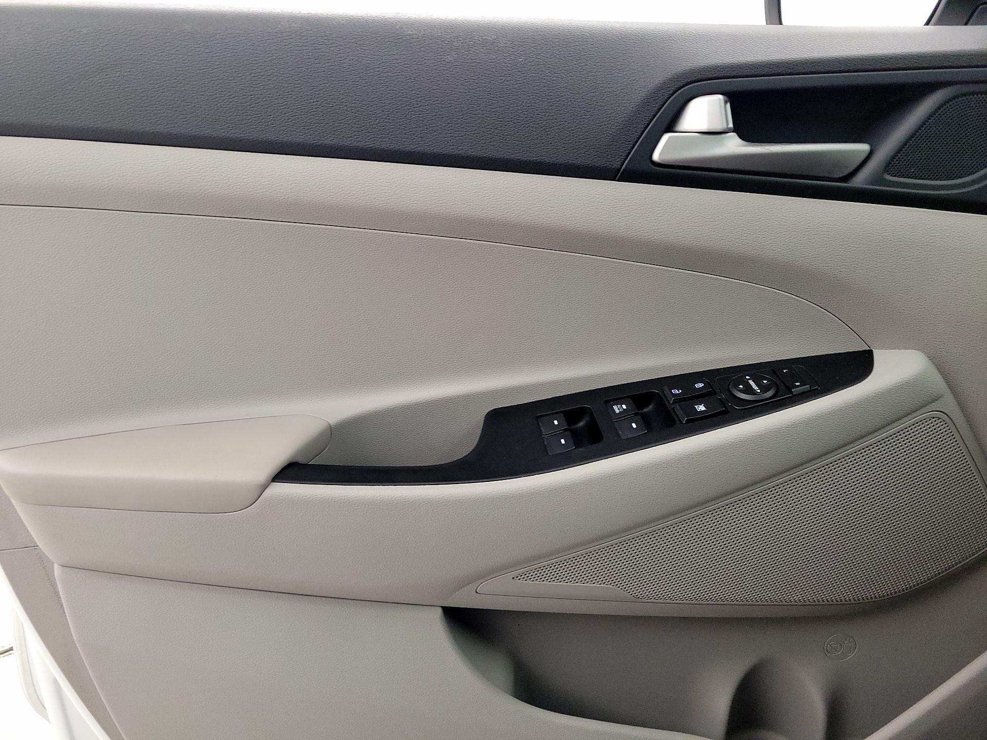 Thumbnail: 2021 Hyundai Tucson - 12