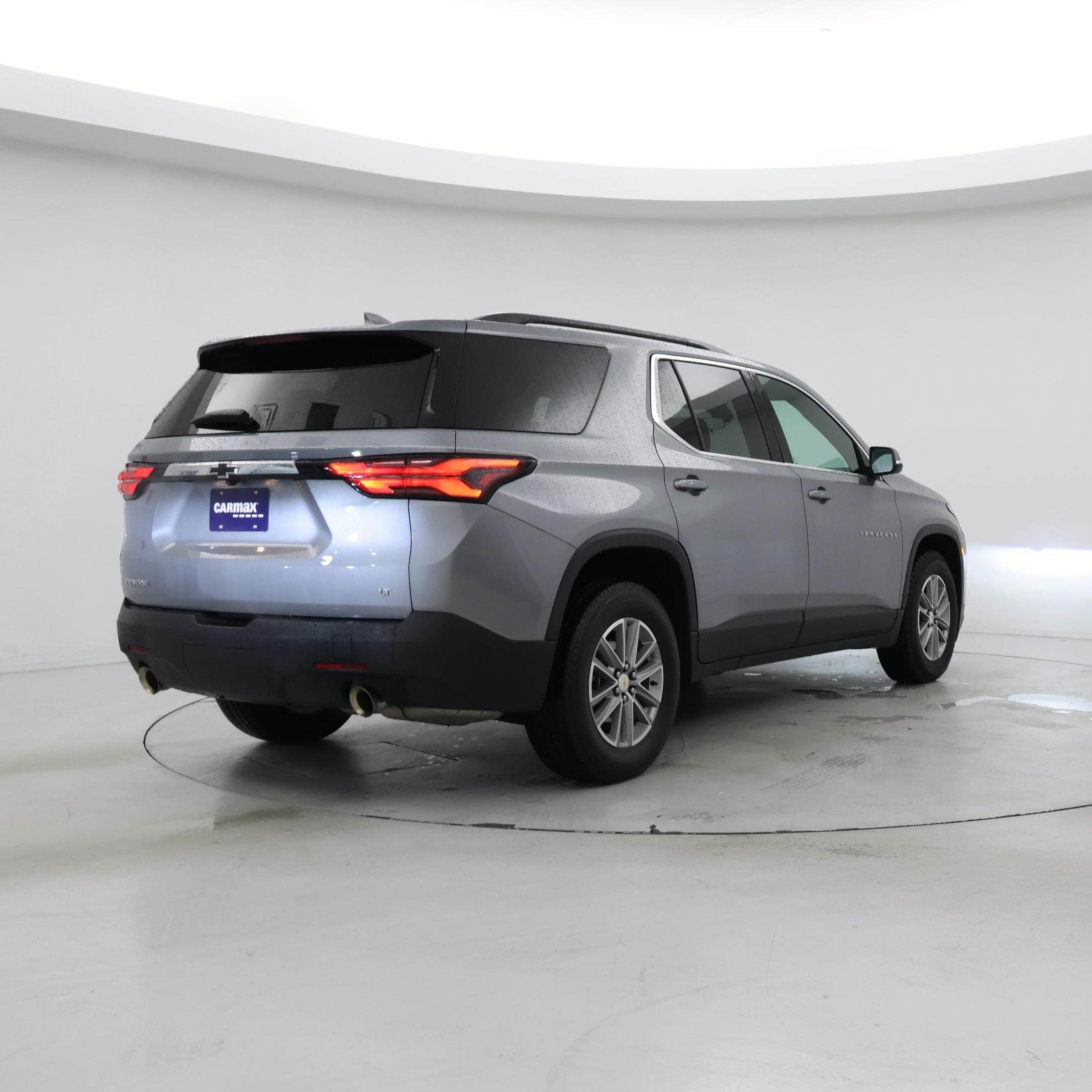 Thumbnail: 2023 Chevrolet Traverse - 8