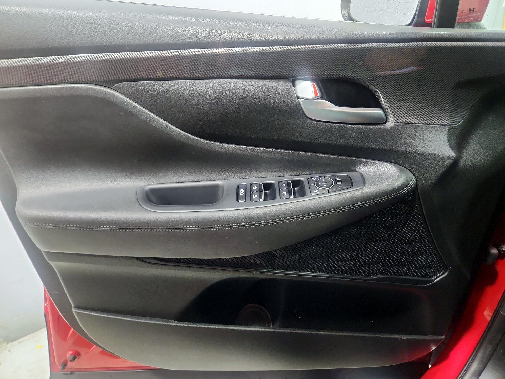 Thumbnail: 2022 Hyundai Santa Fe - 12