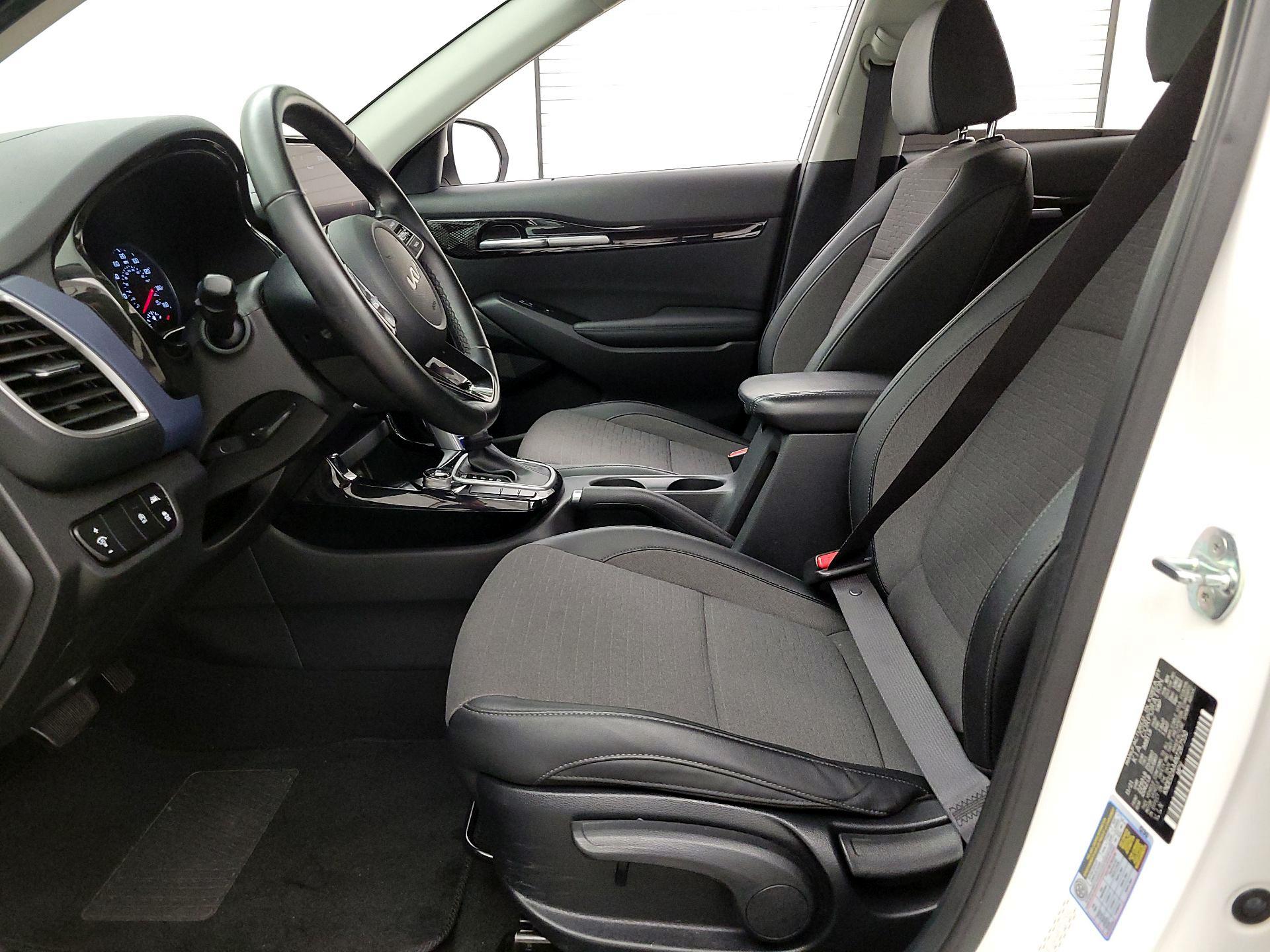 Thumbnail: 2022 Kia Seltos - 11