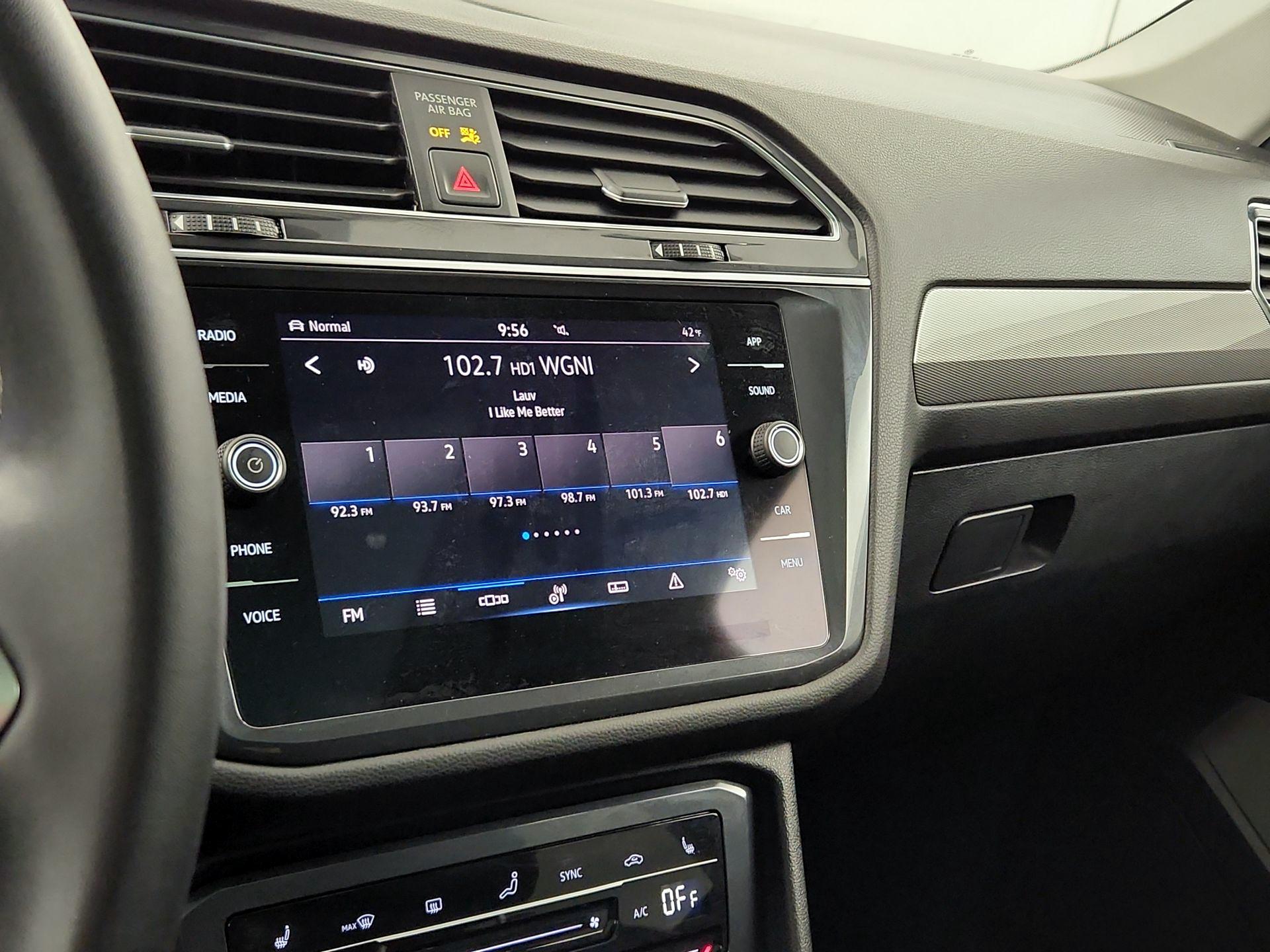 Thumbnail: 2022 Volkswagen Tiguan - 13