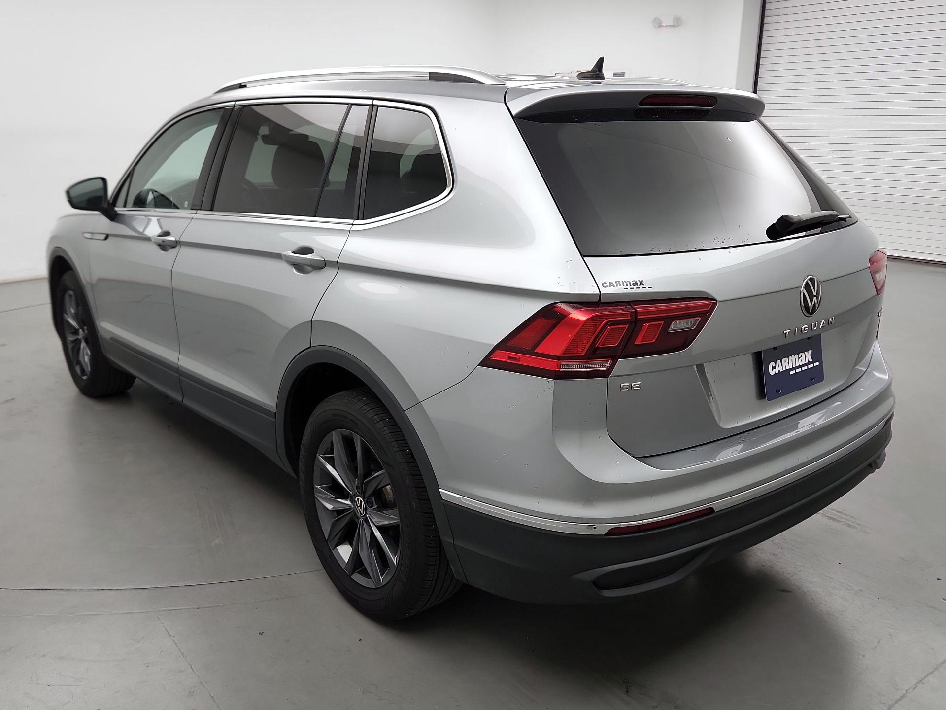 Thumbnail: 2022 Volkswagen Tiguan - 7