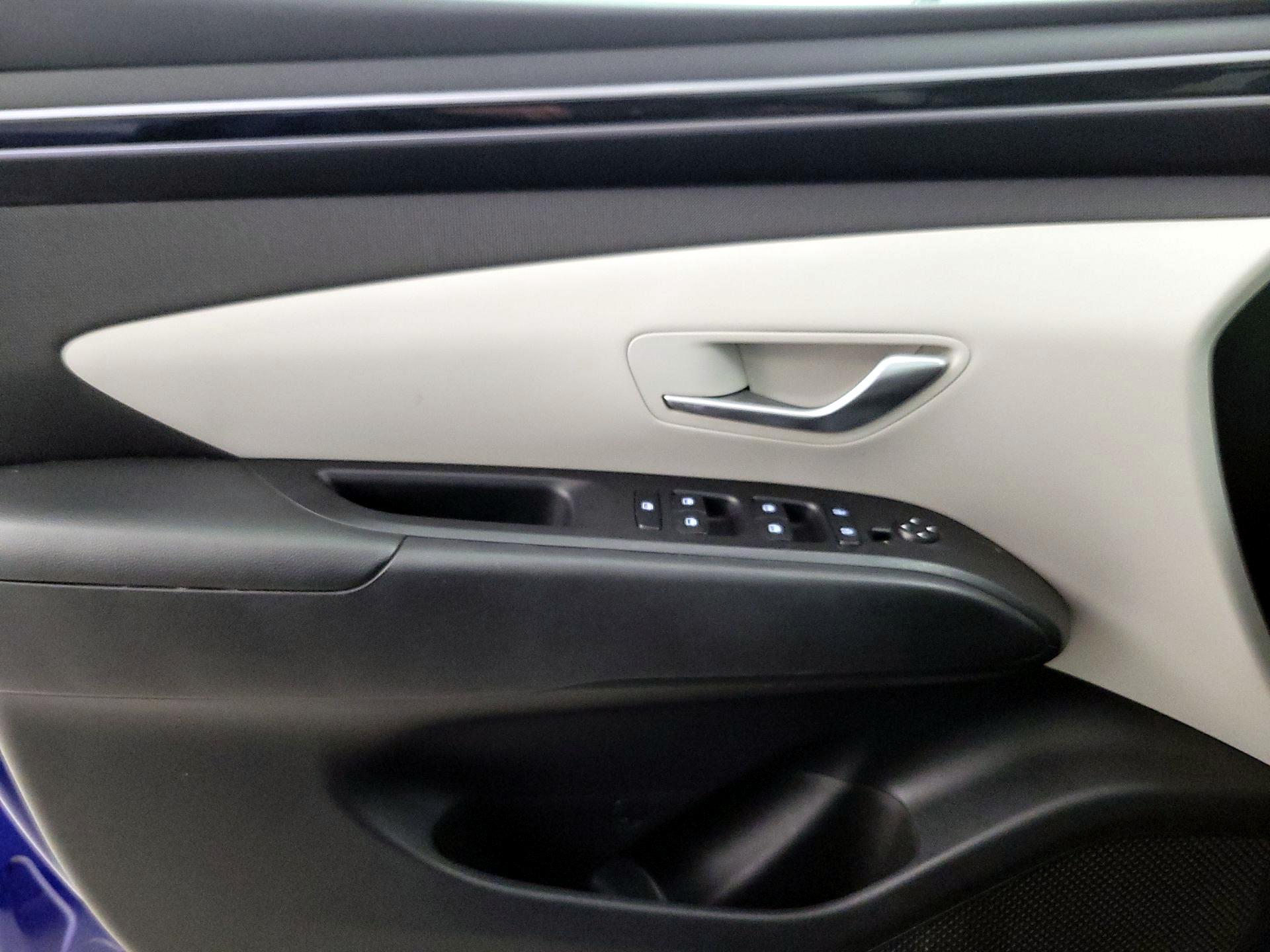 Thumbnail: 2023 Hyundai Tucson - 12