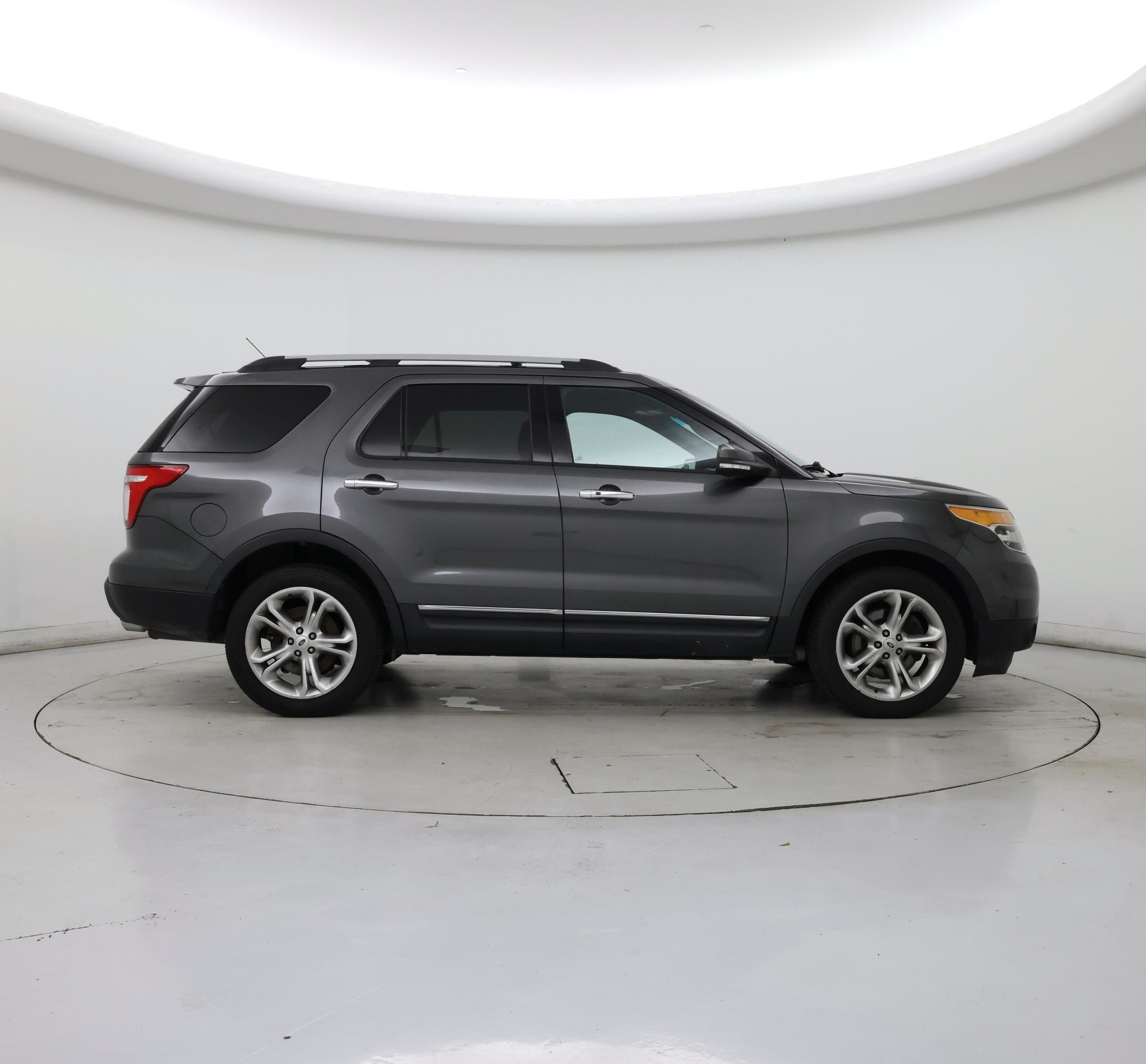 Thumbnail: 2015 Ford Explorer - 7