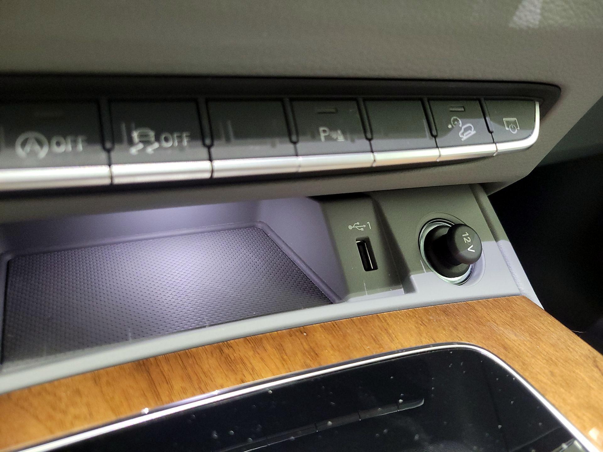 Thumbnail: 2022 Audi Q5 - 16