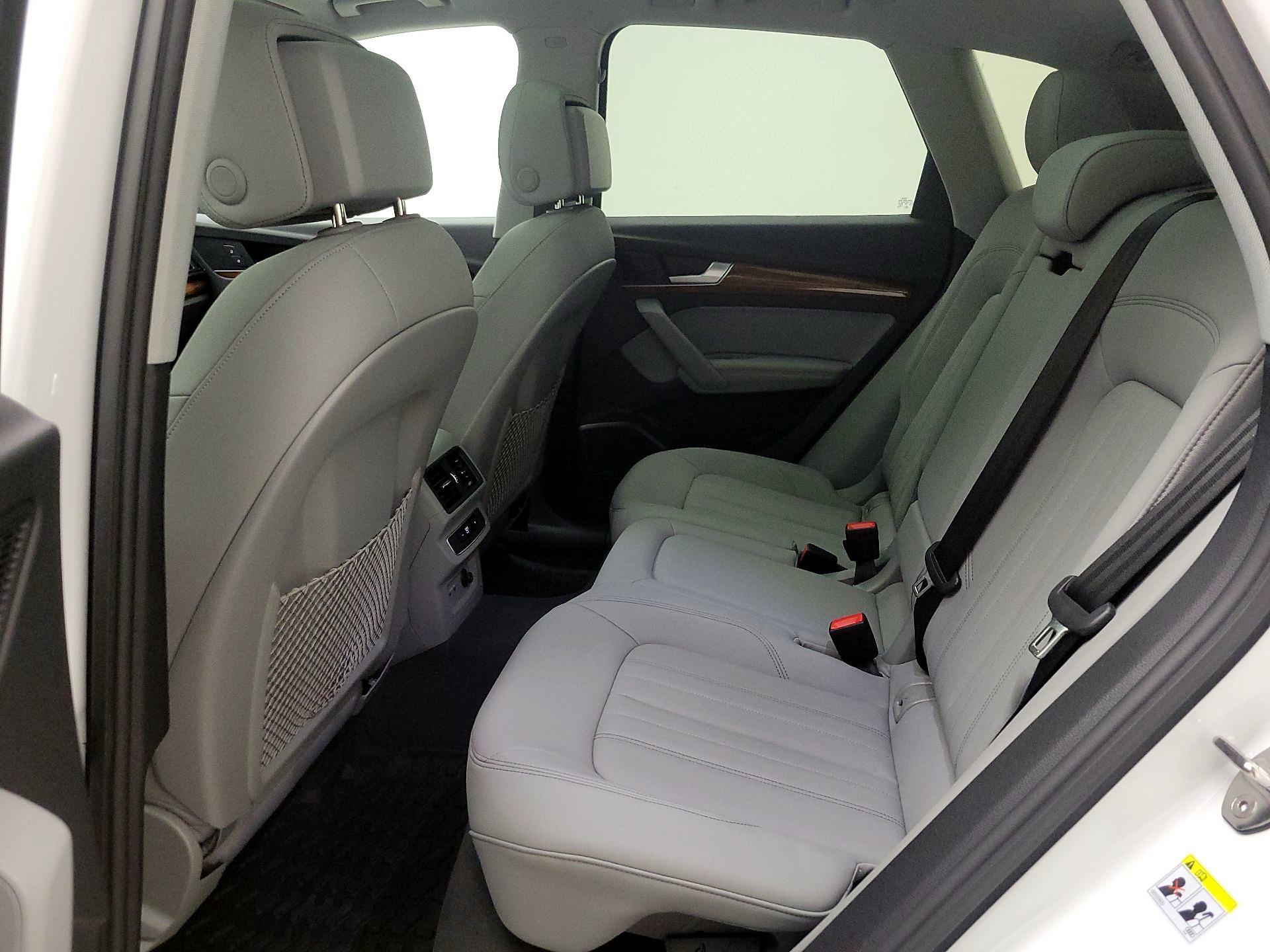 Thumbnail: 2022 Audi Q5 - 18