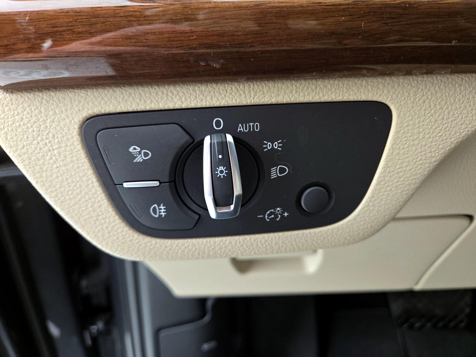 Thumbnail: 2022 Audi Q5 - 13