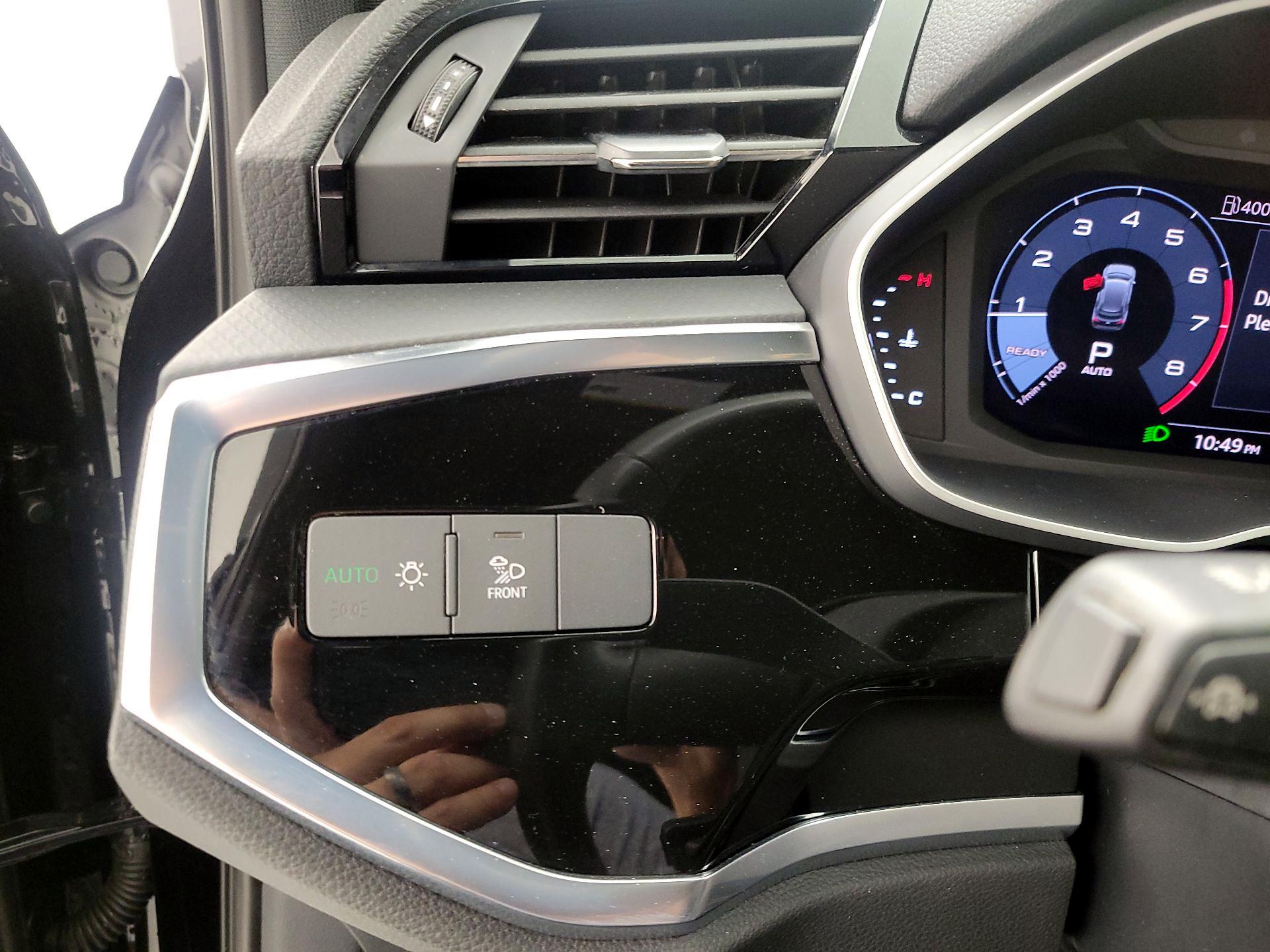 Thumbnail: 2023 Audi Q3 - 13