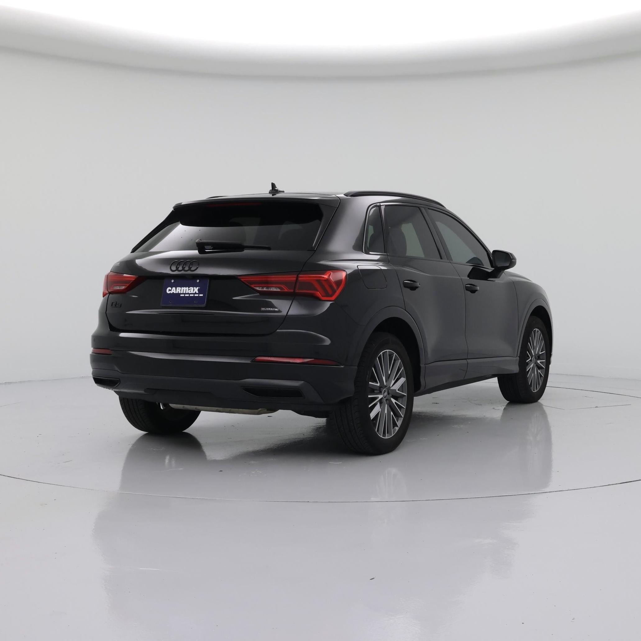 Thumbnail: 2023 Audi Q3 - 8