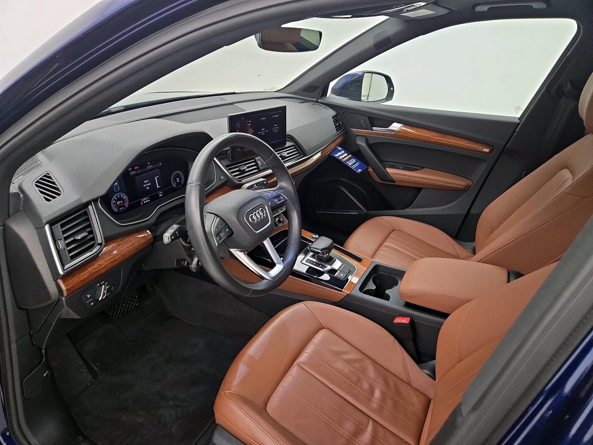 Thumbnail: 2023 Audi Q5 - 11