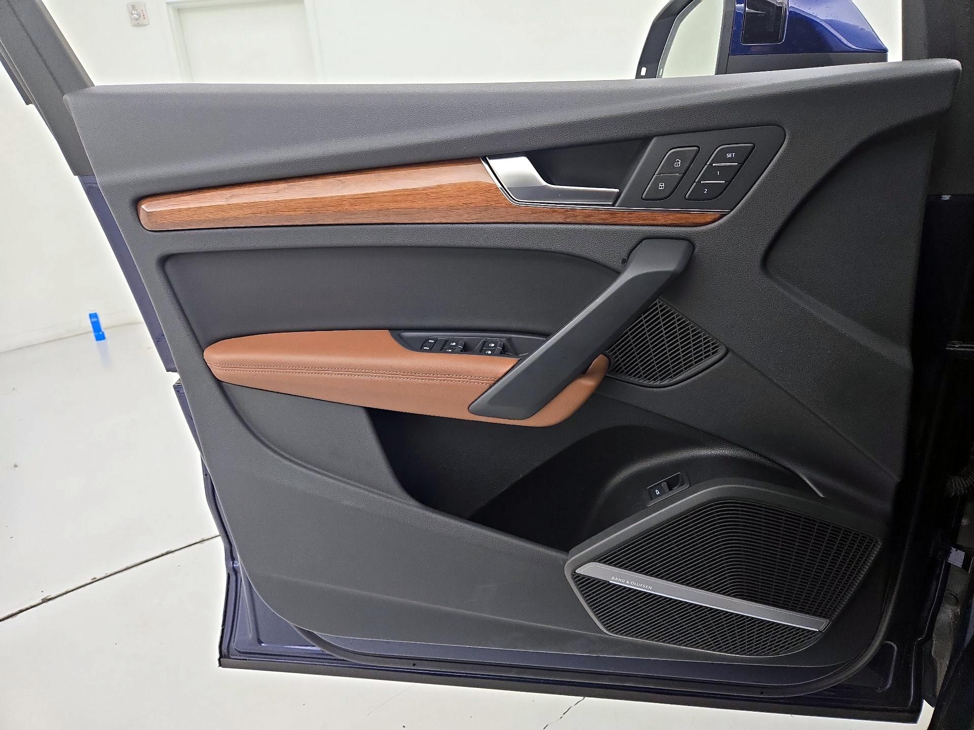 Thumbnail: 2023 Audi Q5 - 12