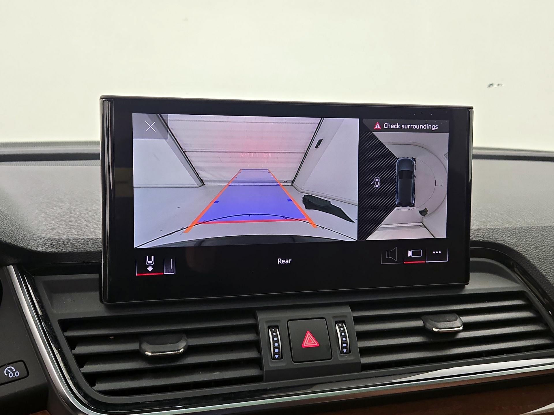 Thumbnail: 2023 Audi Q5 - 14