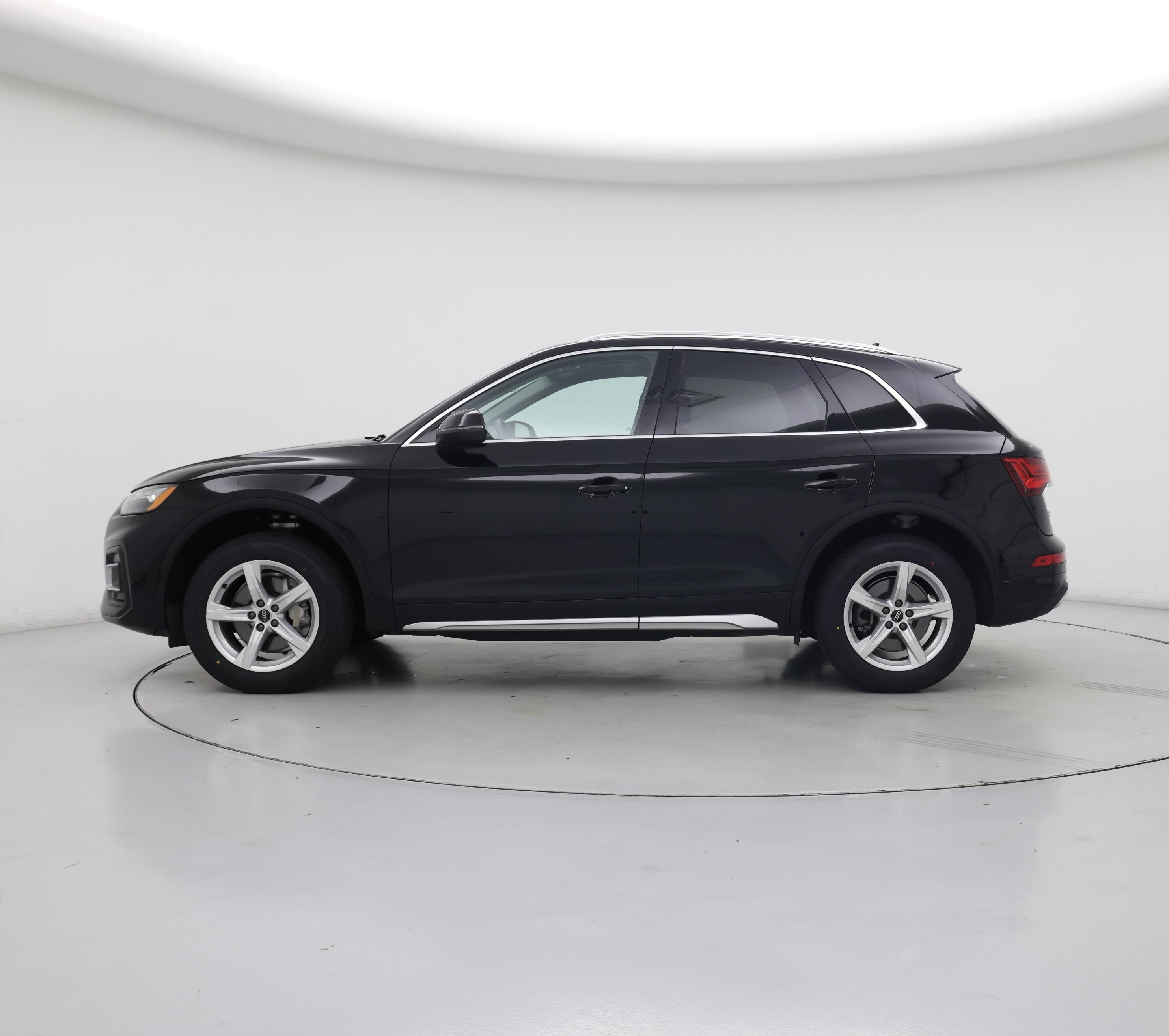 Thumbnail: 2022 Audi Q5 - 3