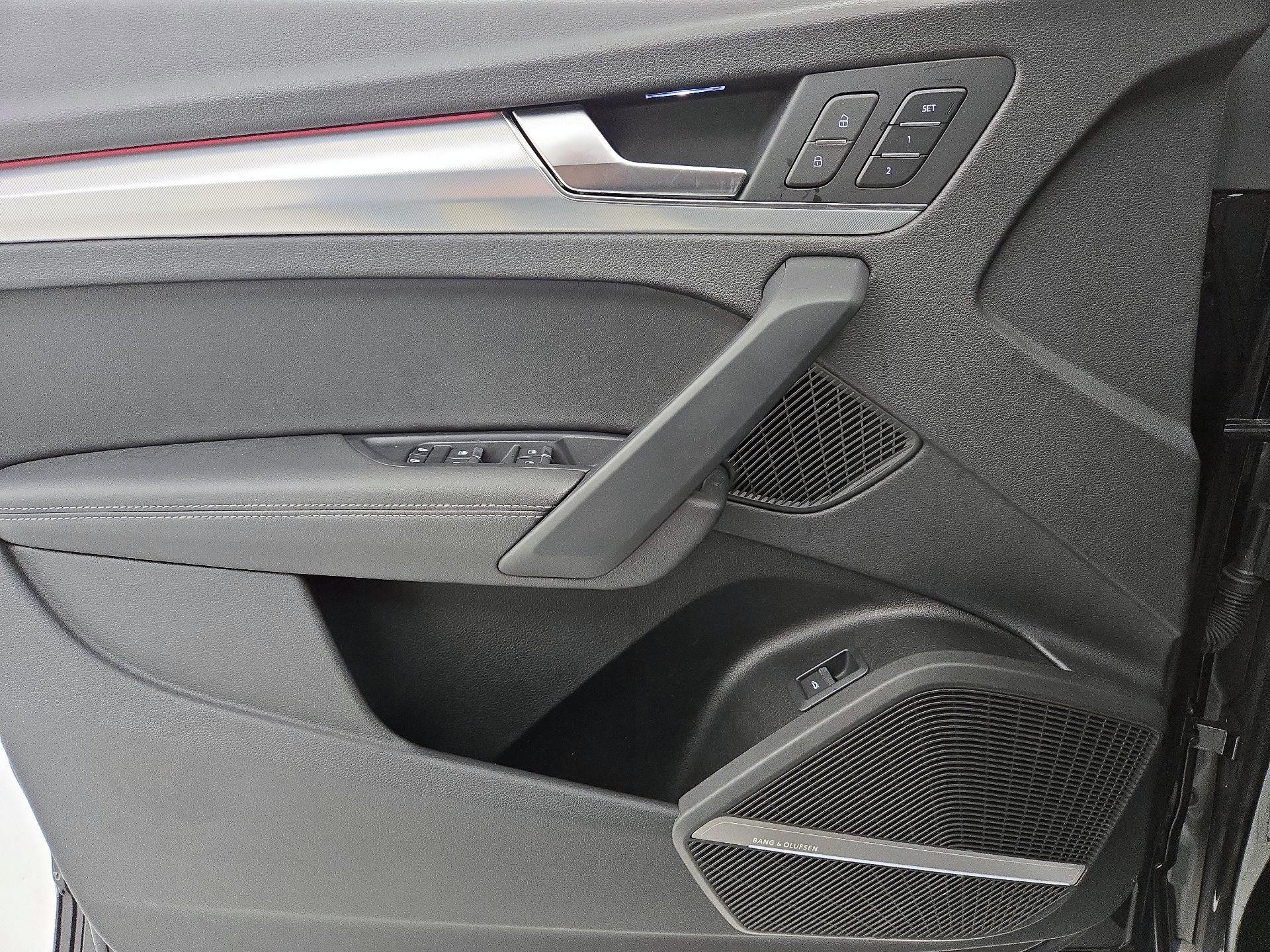 Thumbnail: 2023 Audi Q5 - 12