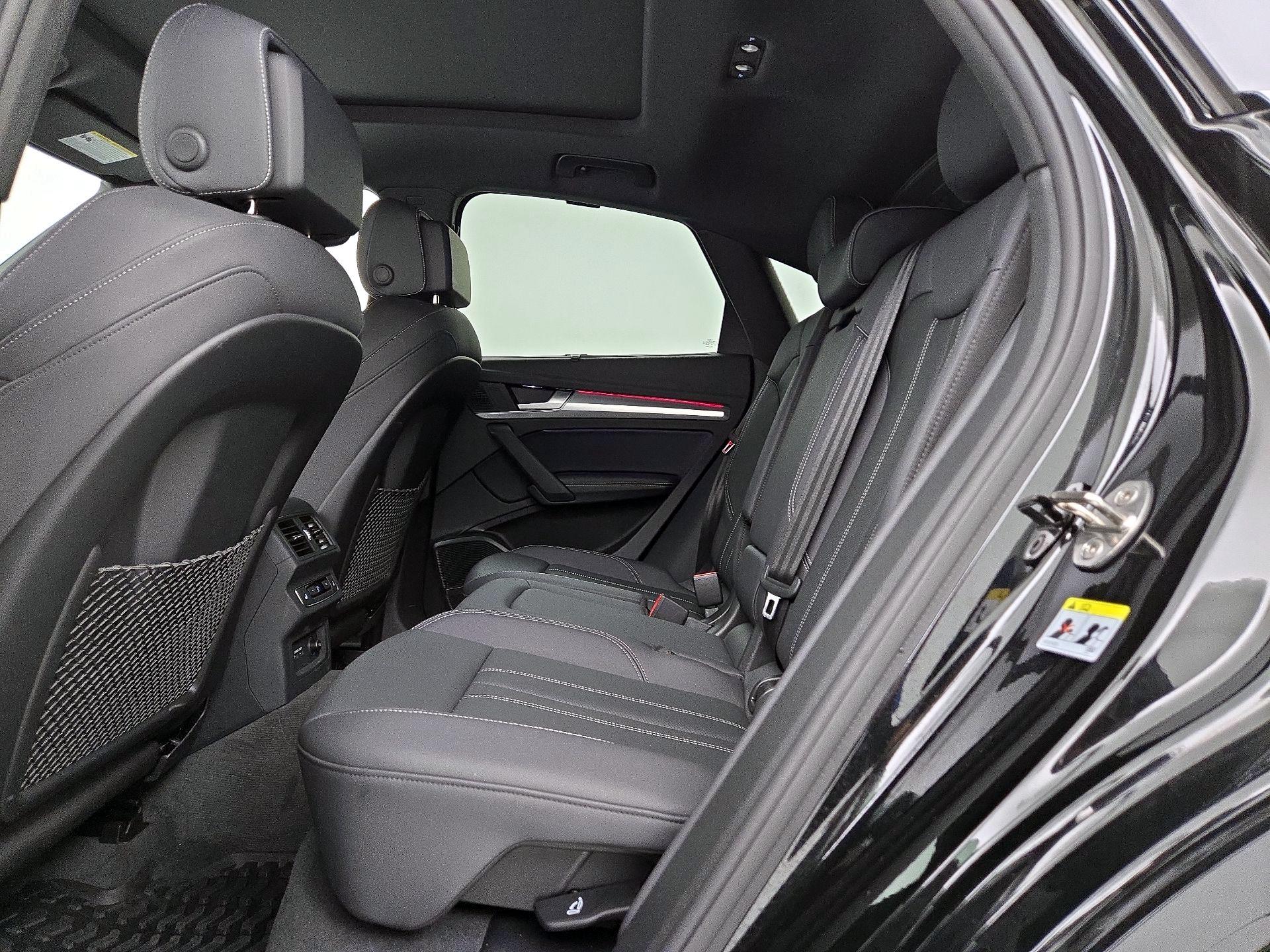 Thumbnail: 2023 Audi Q5 - 20