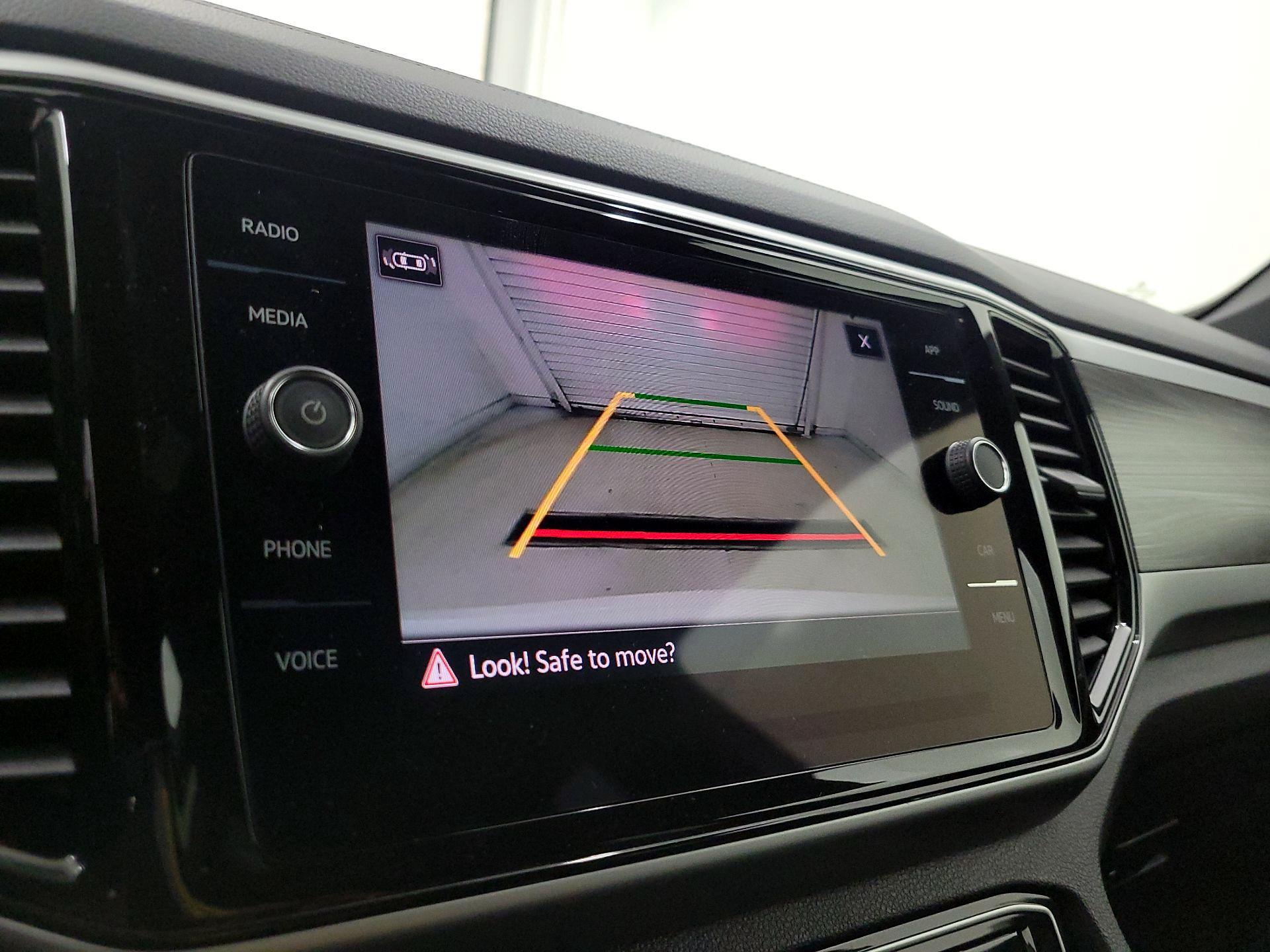 Thumbnail: 2023 Volkswagen Atlas - 14