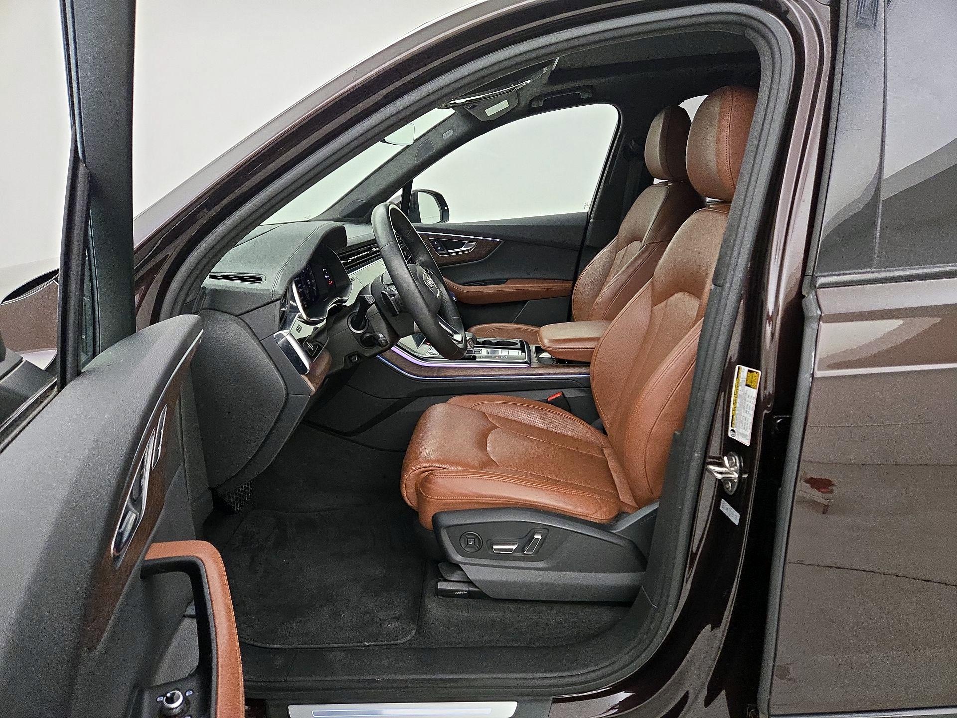 Thumbnail: 2022 Audi Q7 - 11