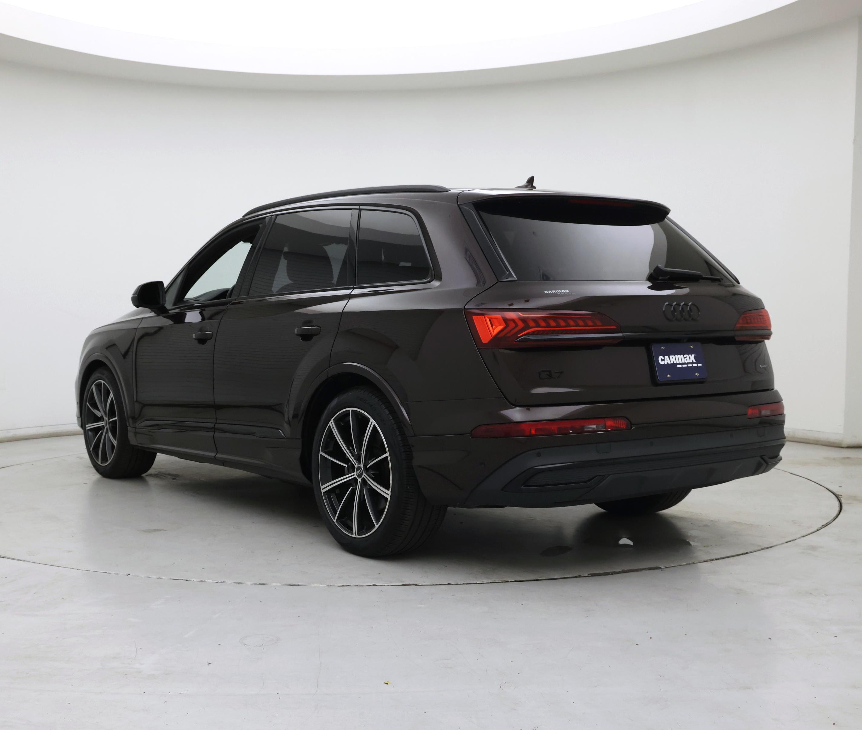 Thumbnail: 2022 Audi Q7 - 2