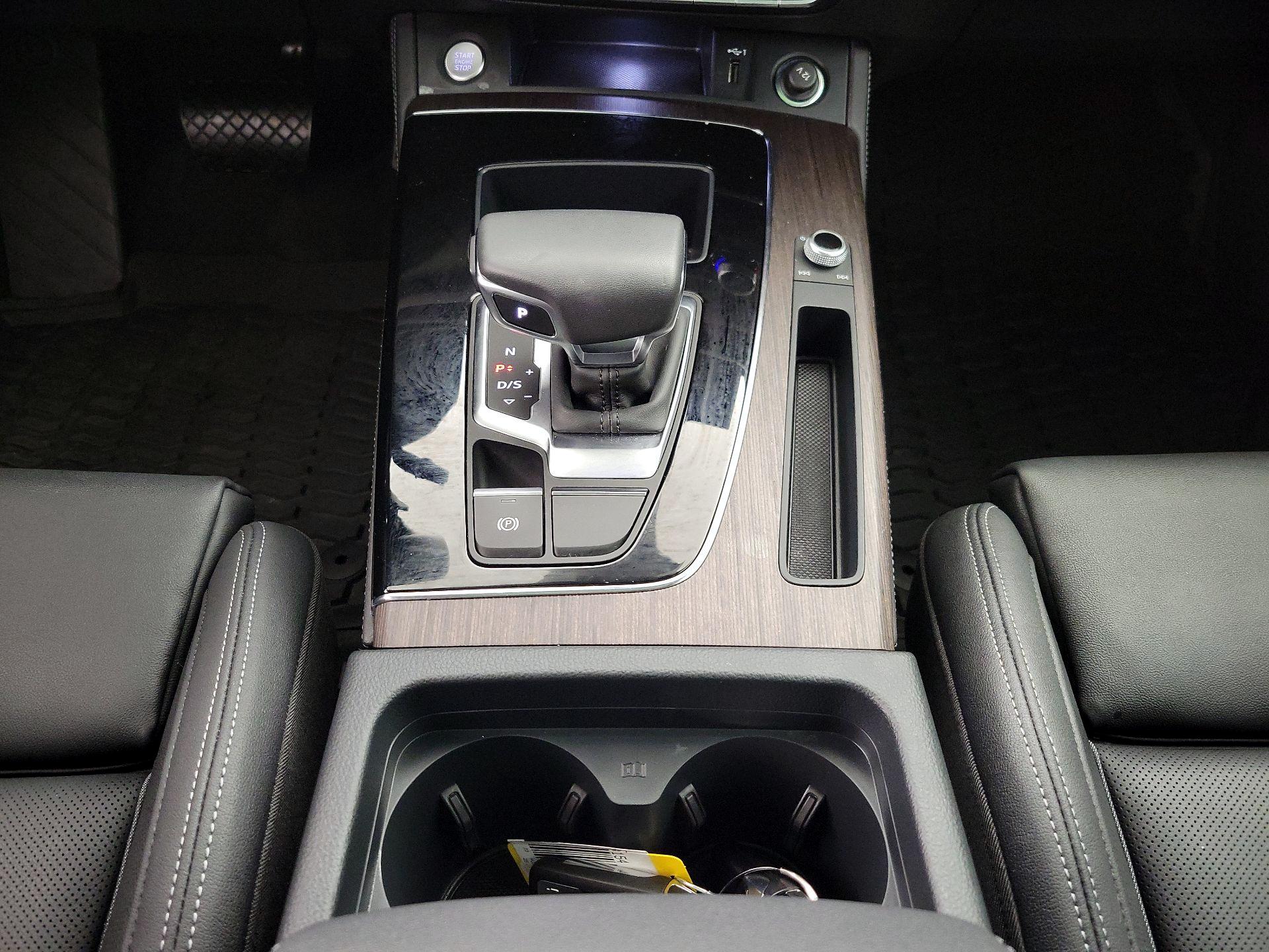 Thumbnail: 2023 Audi Q5 - 18