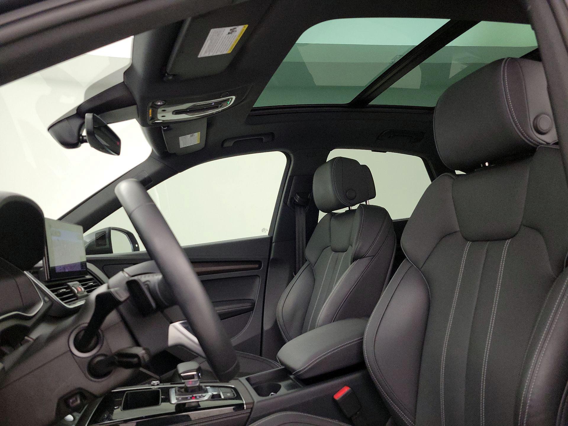 Thumbnail: 2023 Audi Q5 - 19