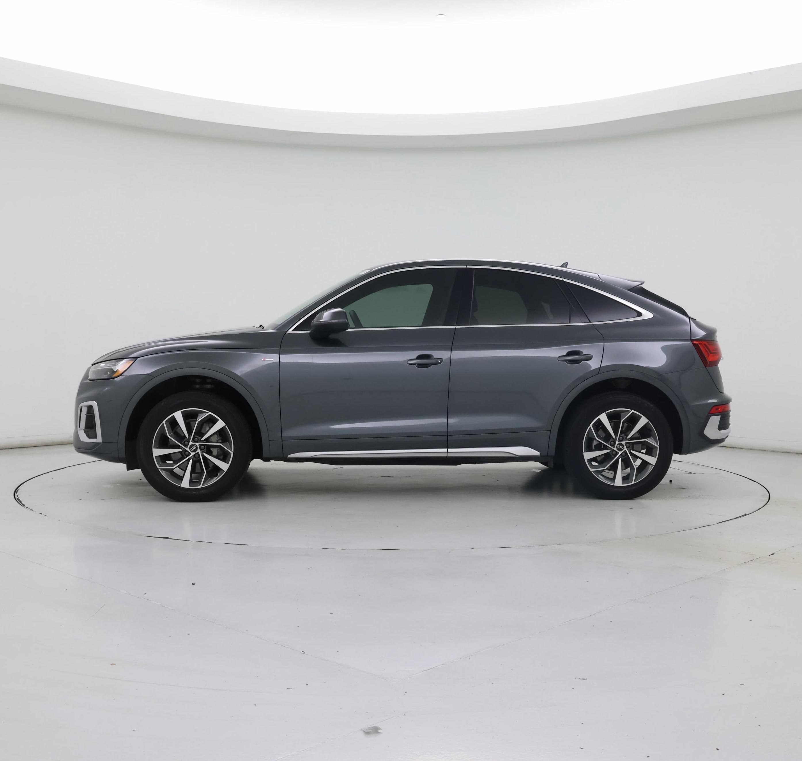 Thumbnail: 2023 Audi Q5 - 3