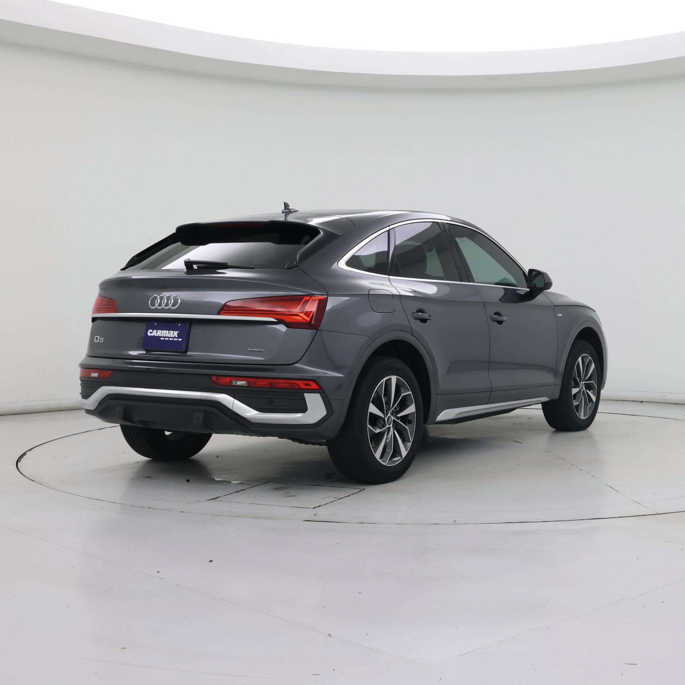 Thumbnail: 2023 Audi Q5 - 8