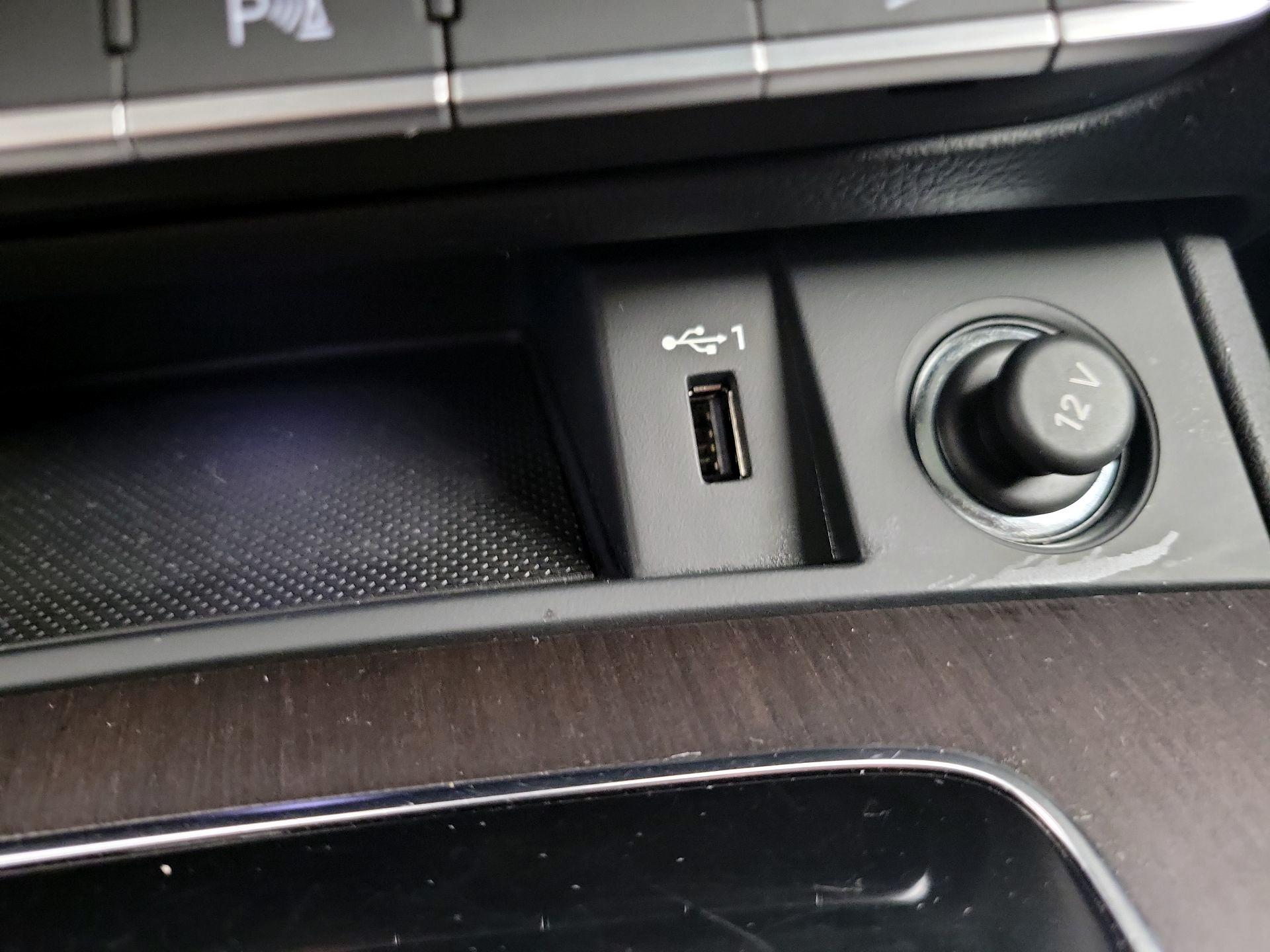 Thumbnail: 2023 Audi Q5 - 18