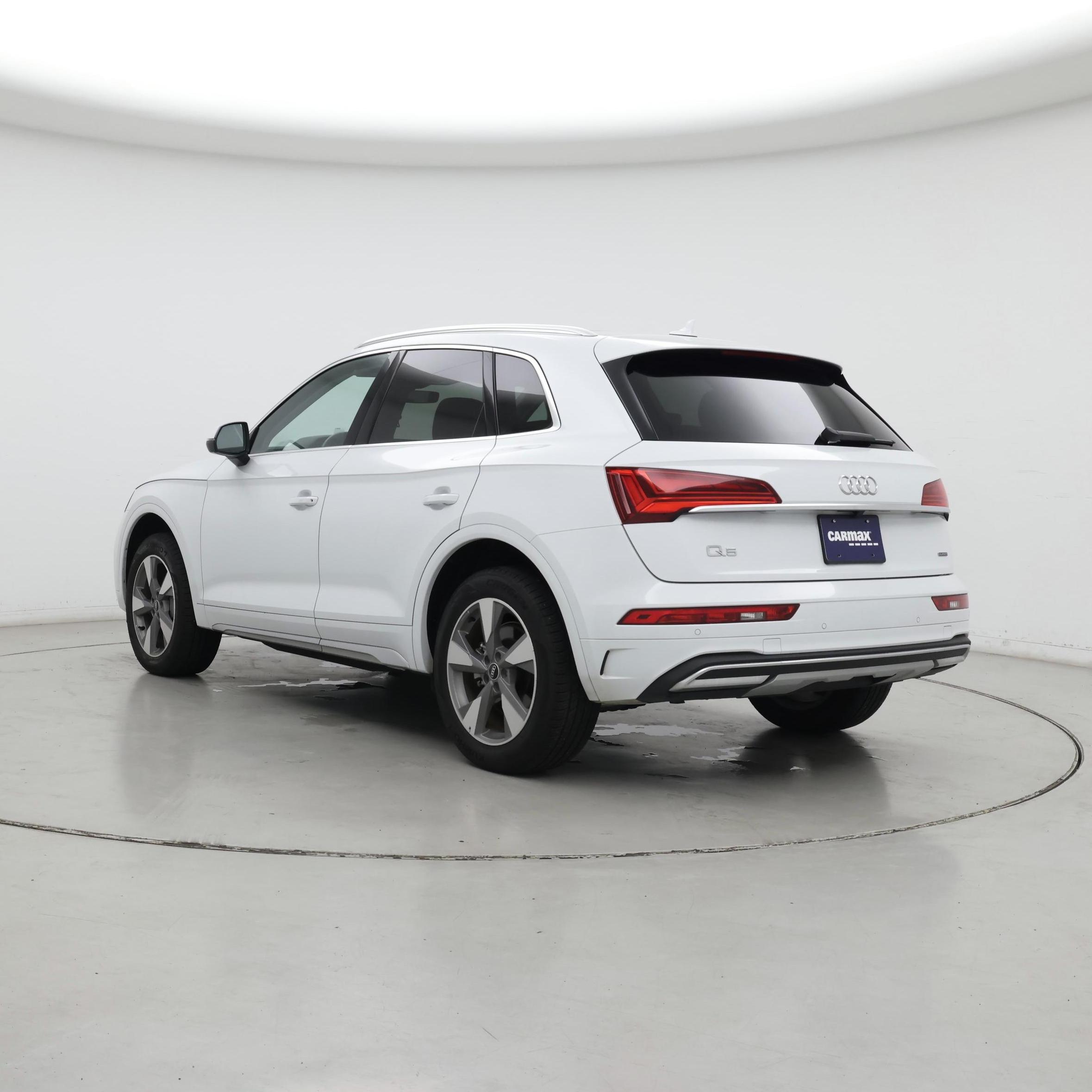Thumbnail: 2023 Audi Q5 - 2