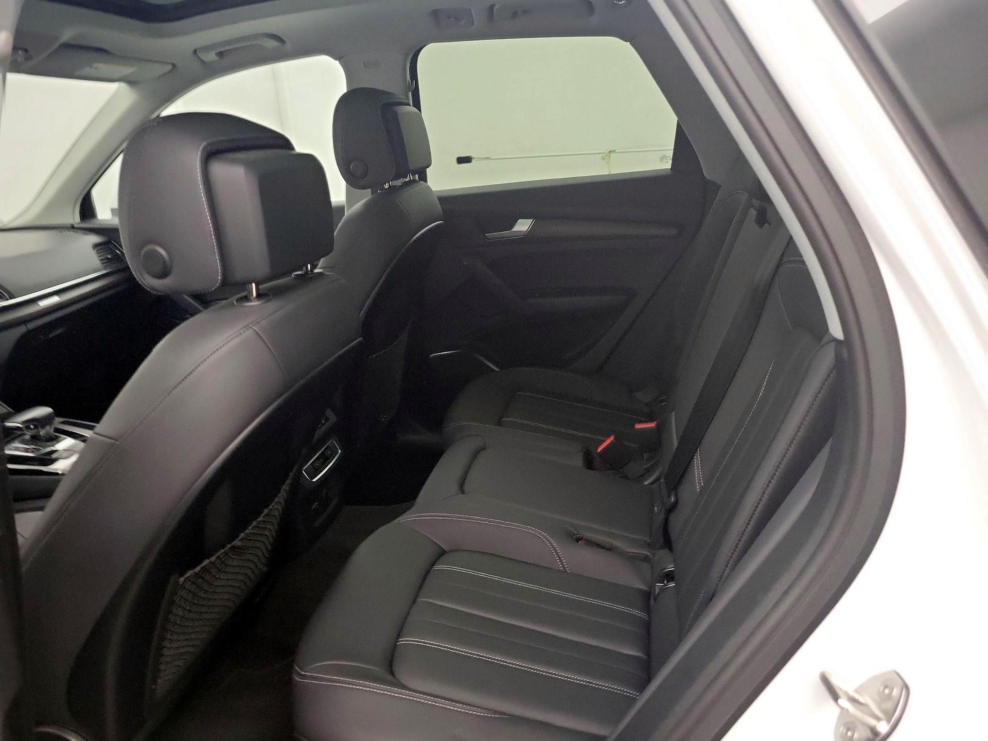 Thumbnail: 2023 Audi Q5 - 20