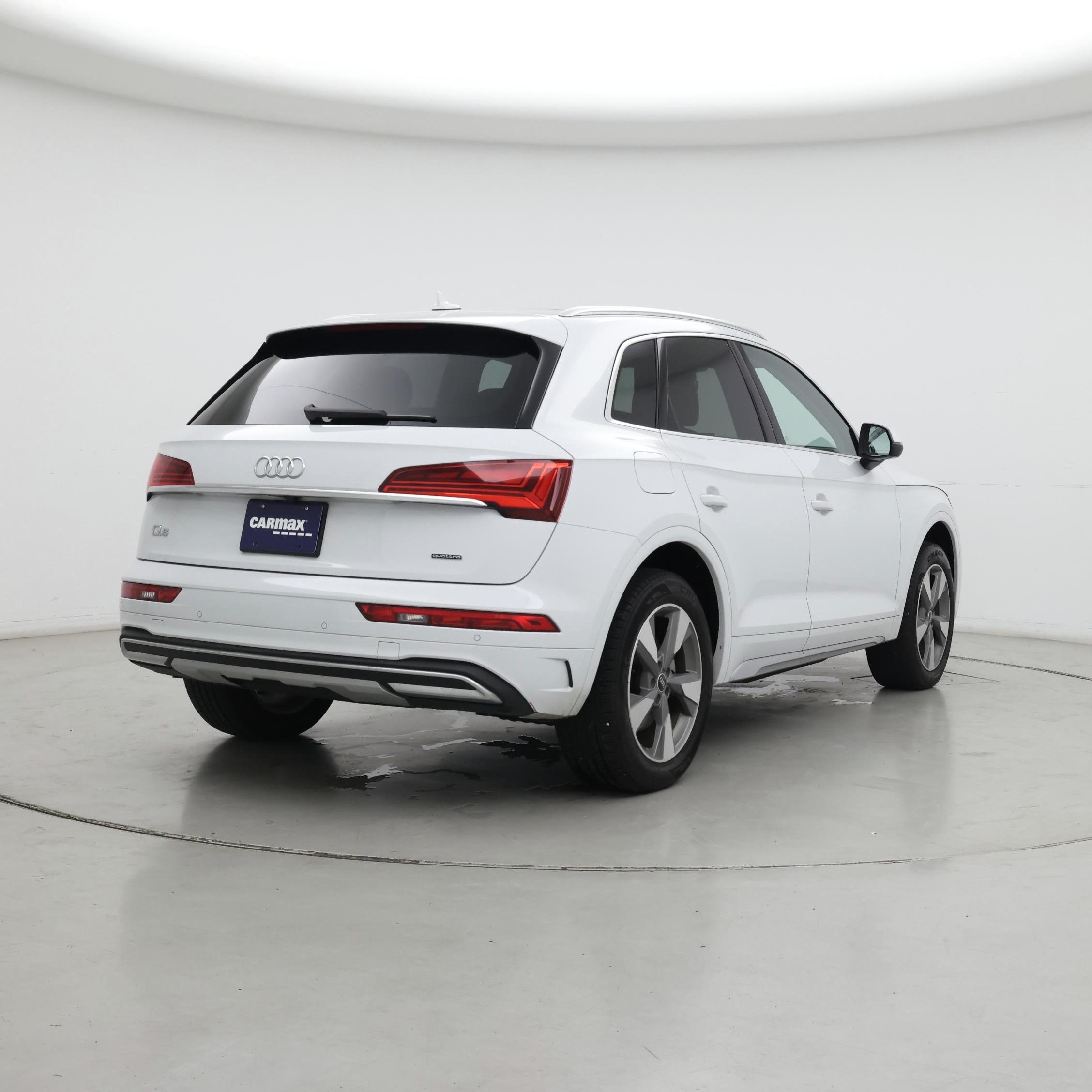 Thumbnail: 2023 Audi Q5 - 8