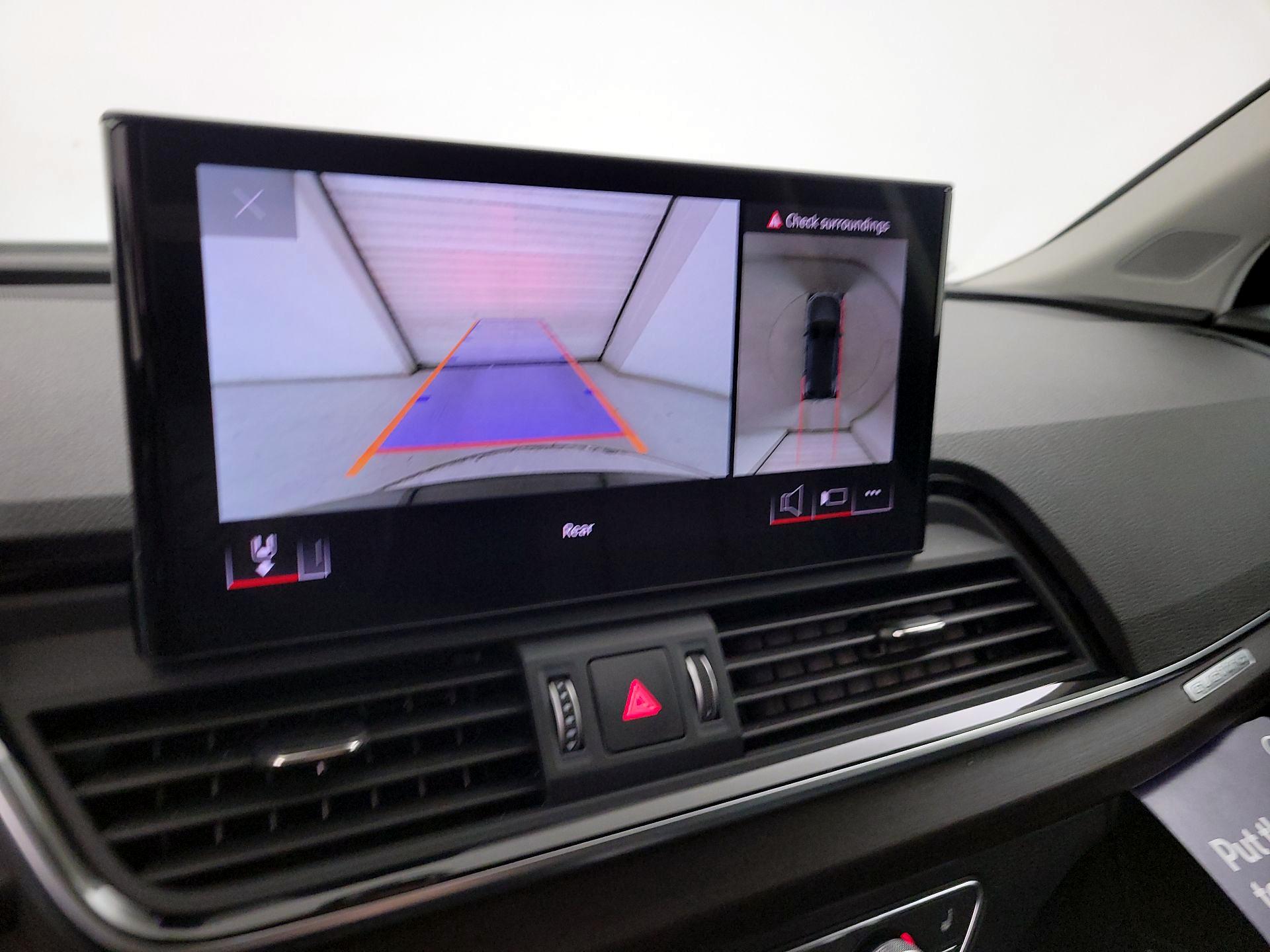 Thumbnail: 2023 Audi Q5 - 15