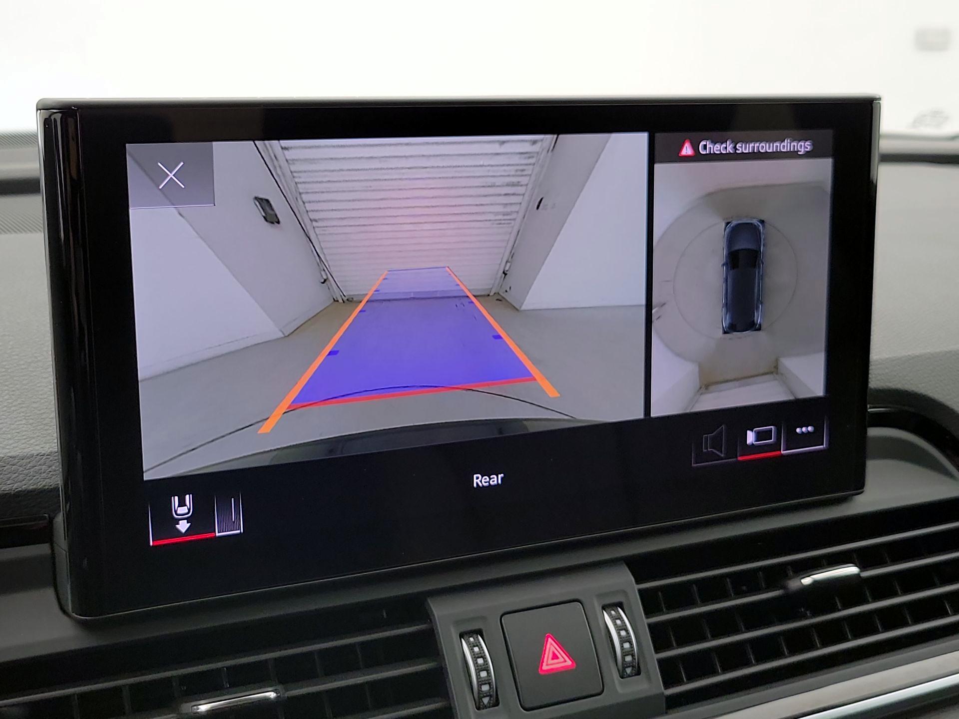 Thumbnail: 2023 Audi Q5 - 15