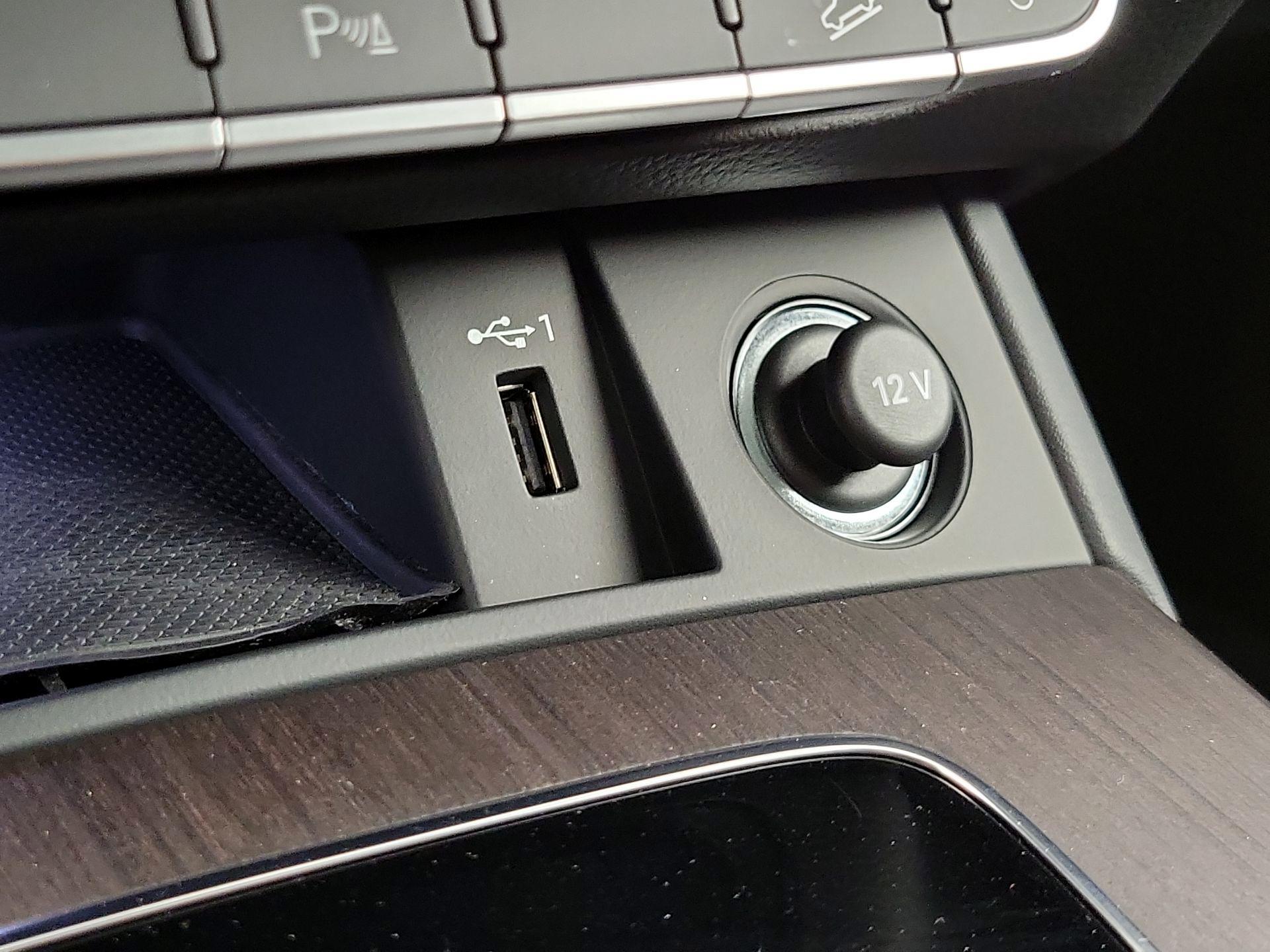 Thumbnail: 2023 Audi Q5 - 19