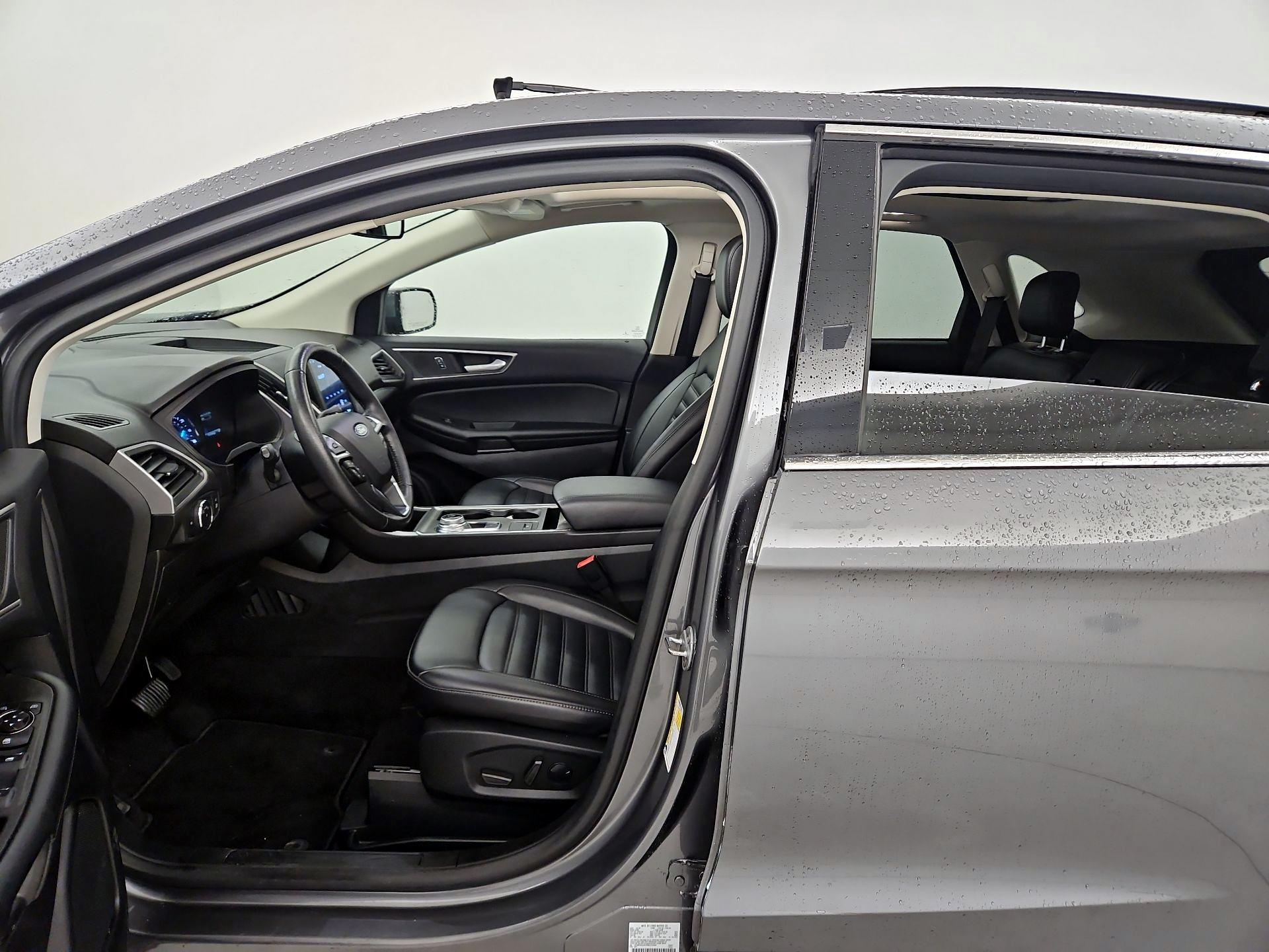 Thumbnail: 2022 Ford Edge - 11