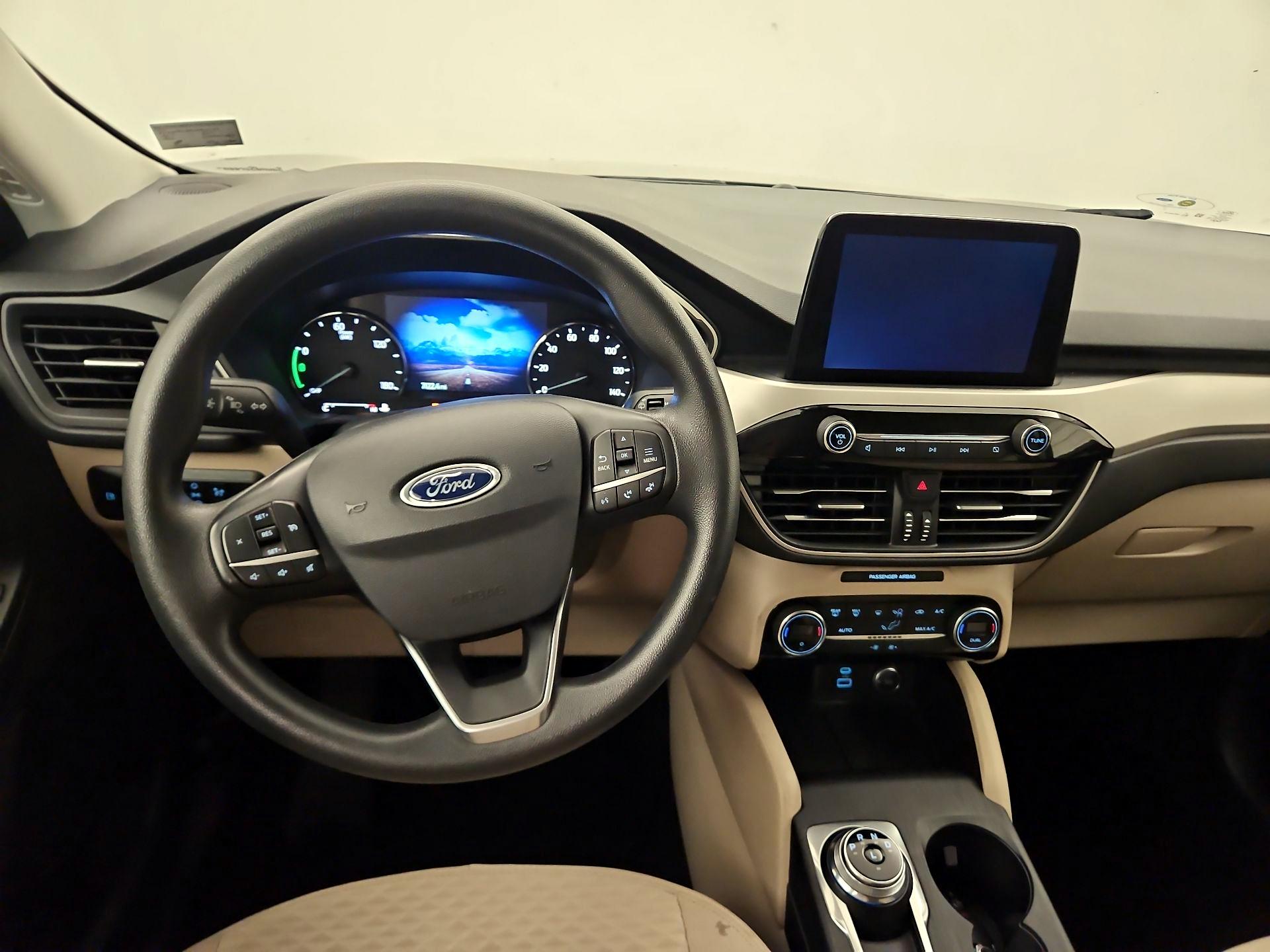 Thumbnail: 2021 Ford Escape - 10