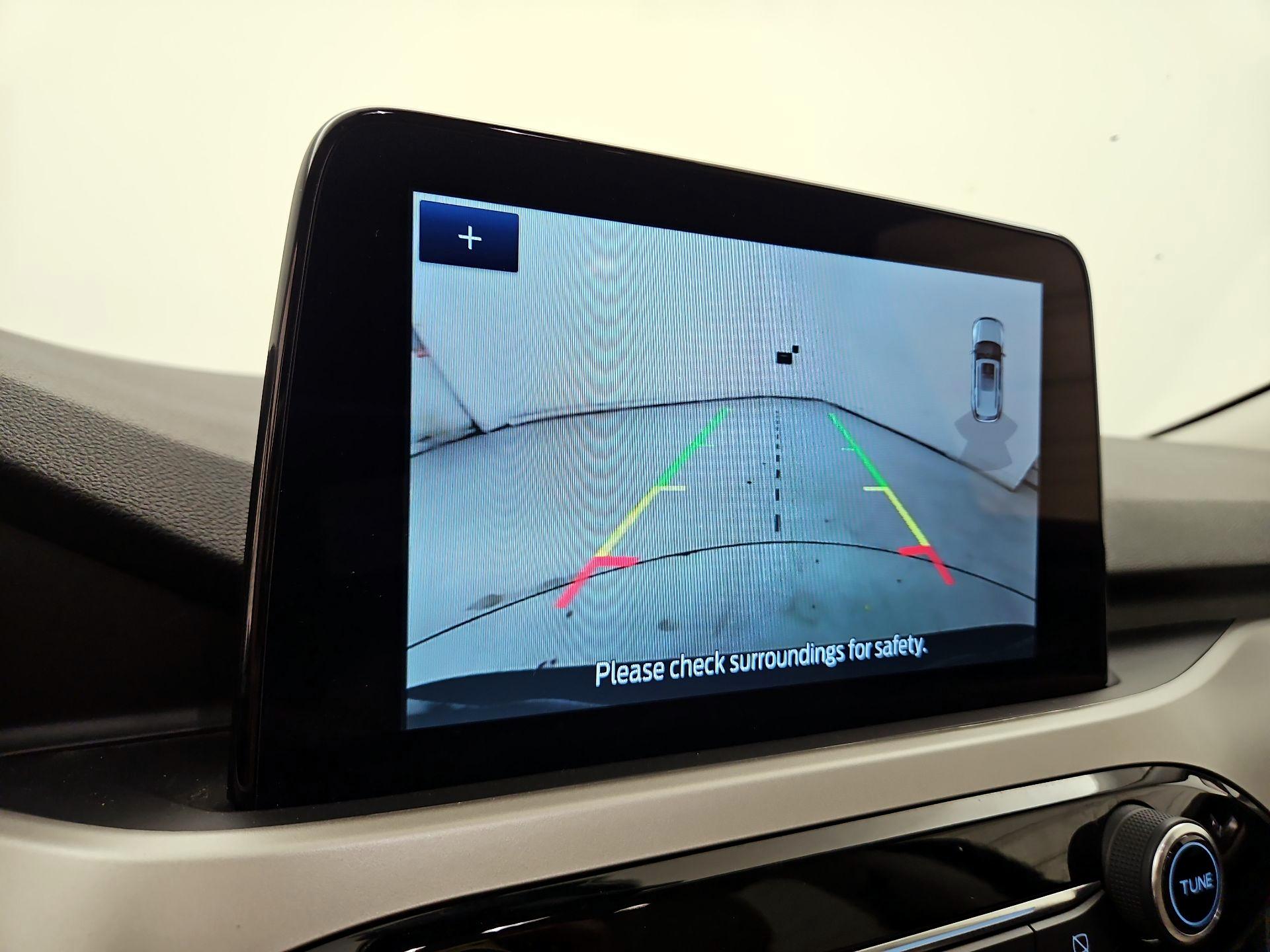 Thumbnail: 2021 Ford Escape - 14