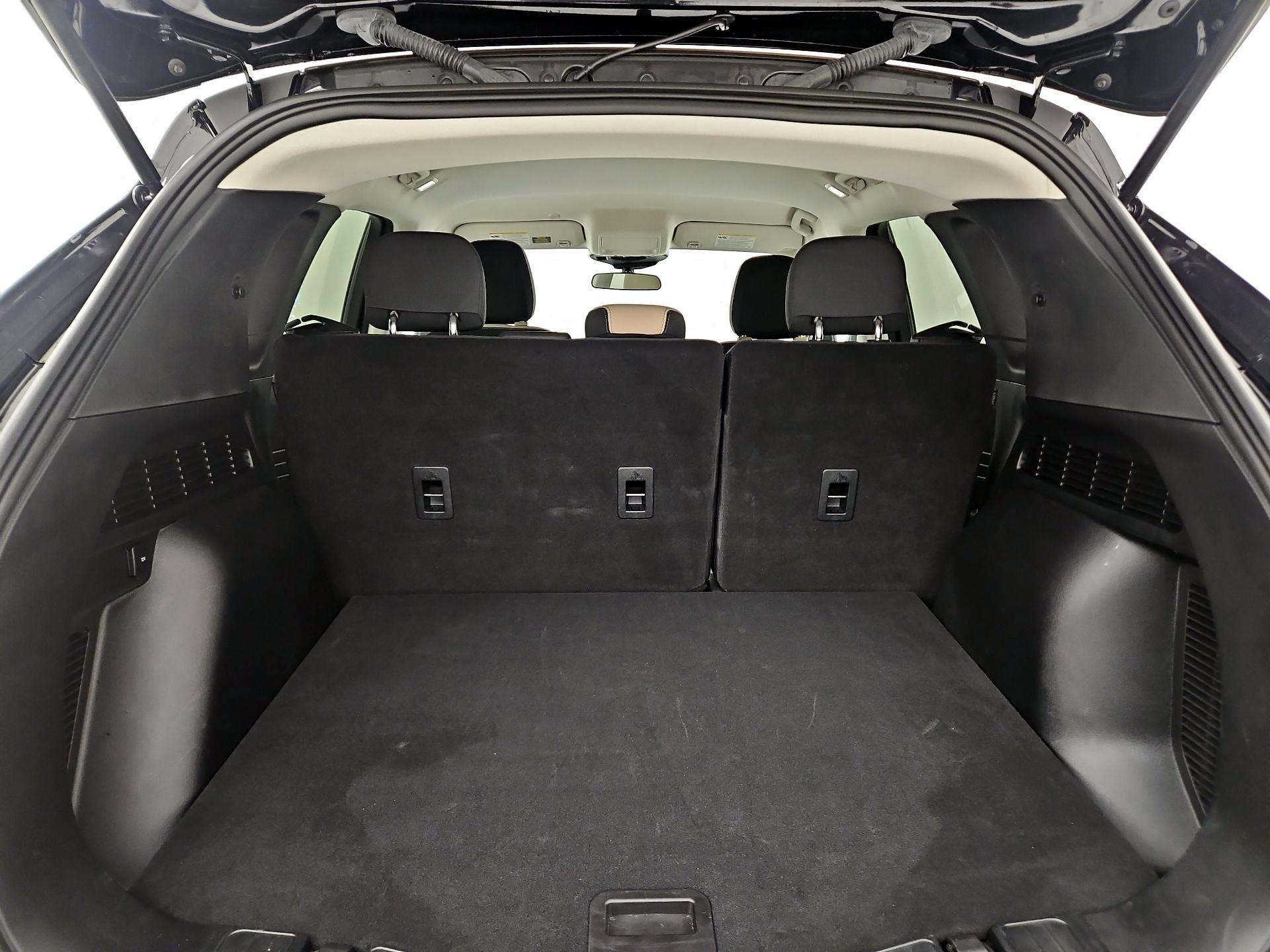 Thumbnail: 2021 Ford Escape - 20