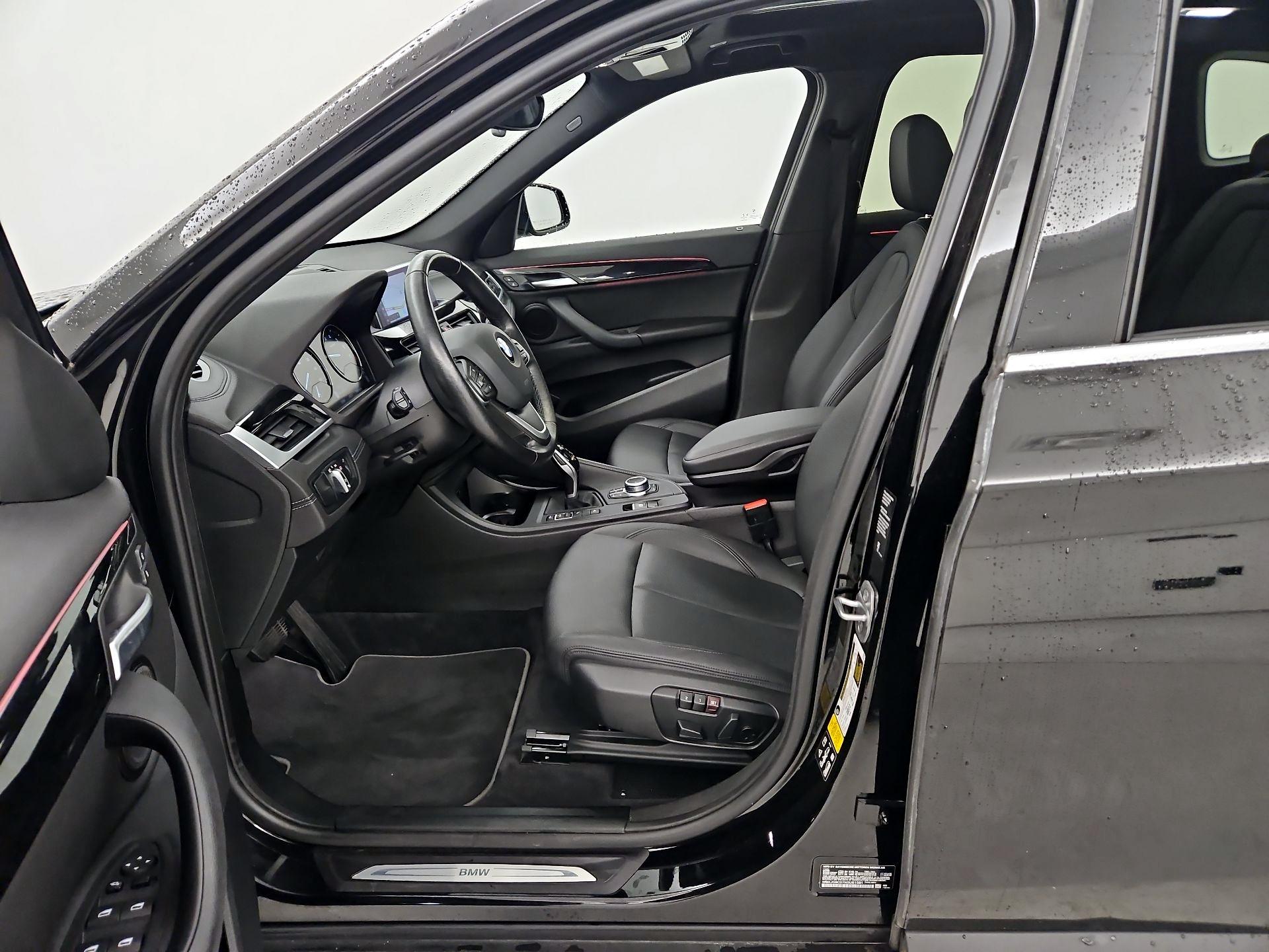 Thumbnail: 2022 BMW X1 - 11