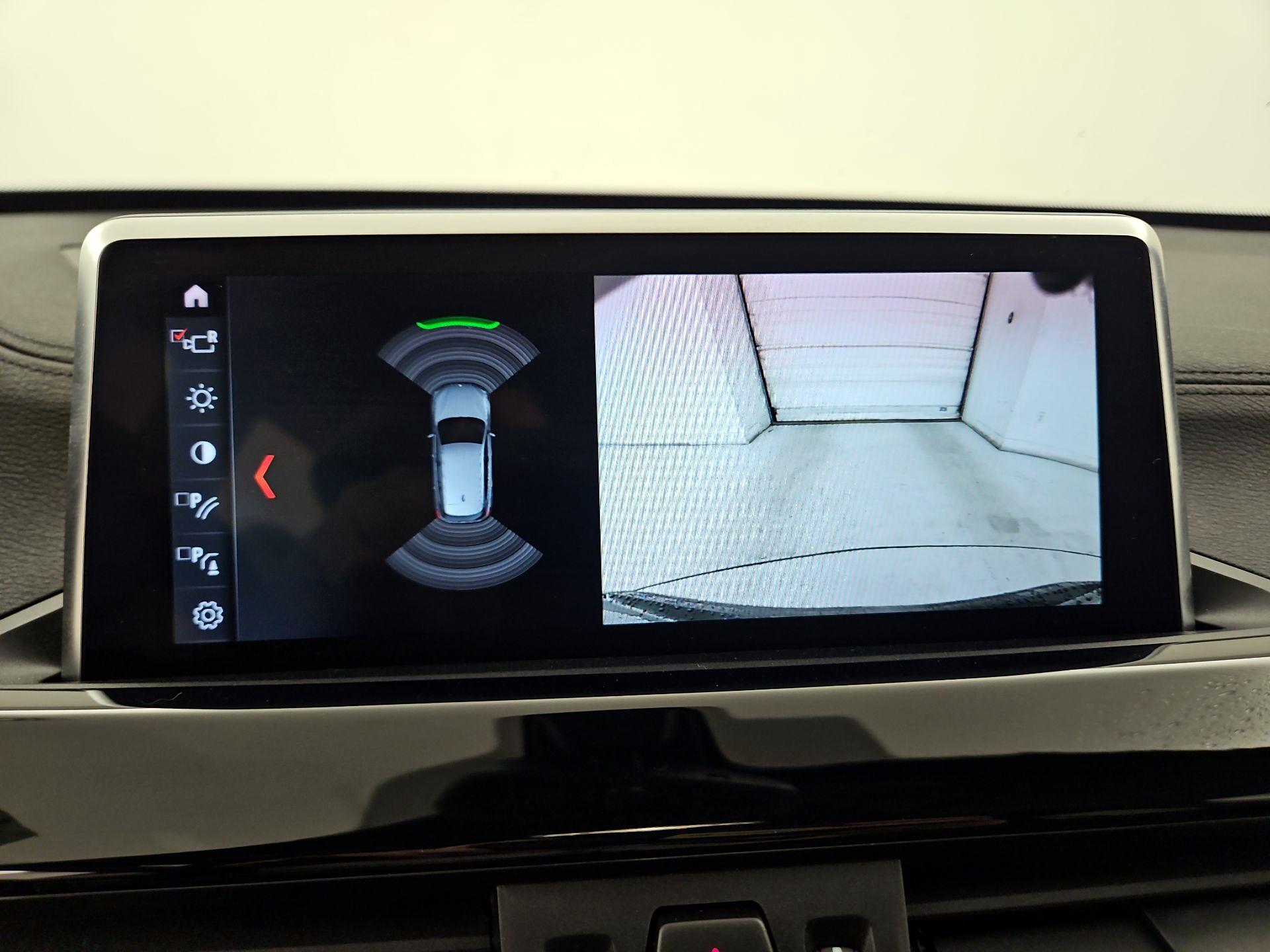 Thumbnail: 2022 BMW X1 - 15