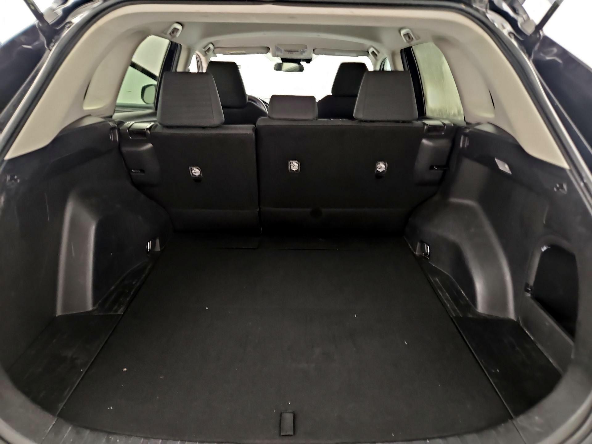 Thumbnail: 2020 Toyota RAV4 - 20