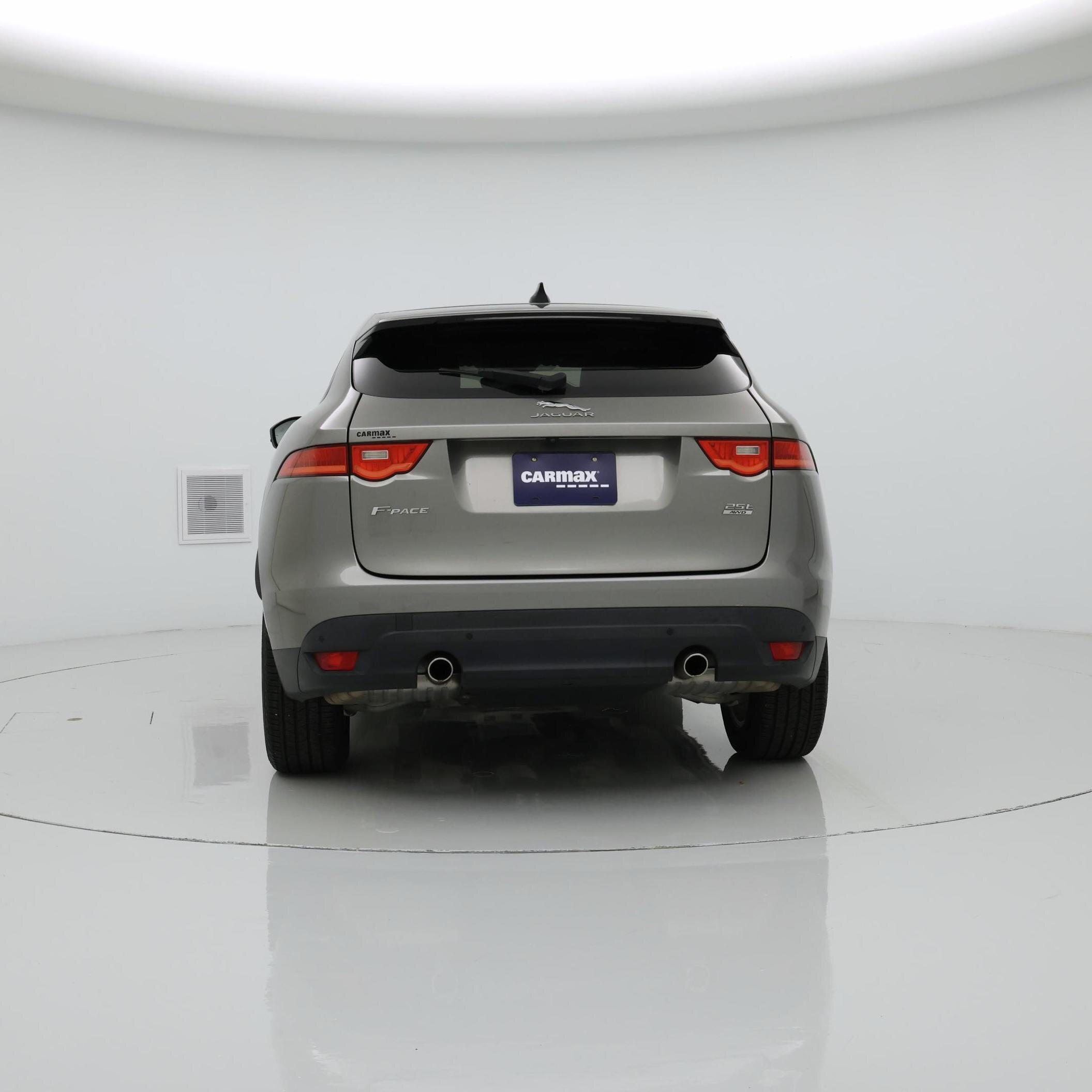 Thumbnail: 2020 Jaguar F-Pace - 6