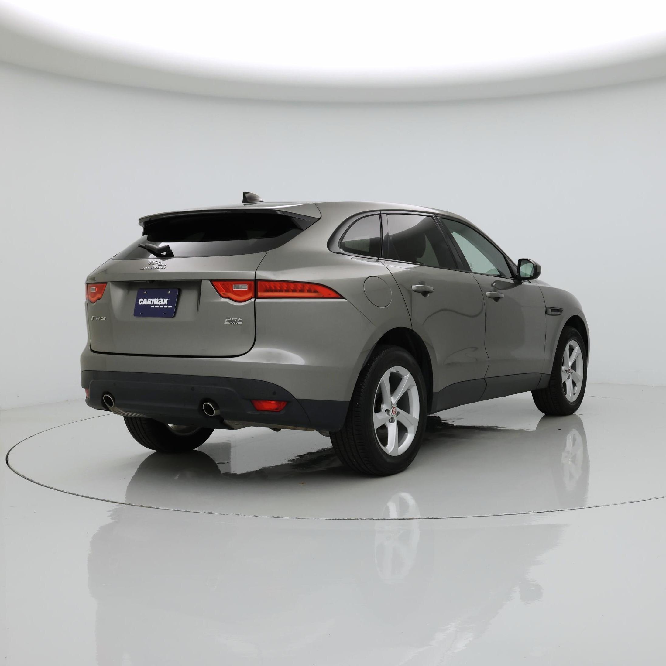 Thumbnail: 2020 Jaguar F-Pace - 8